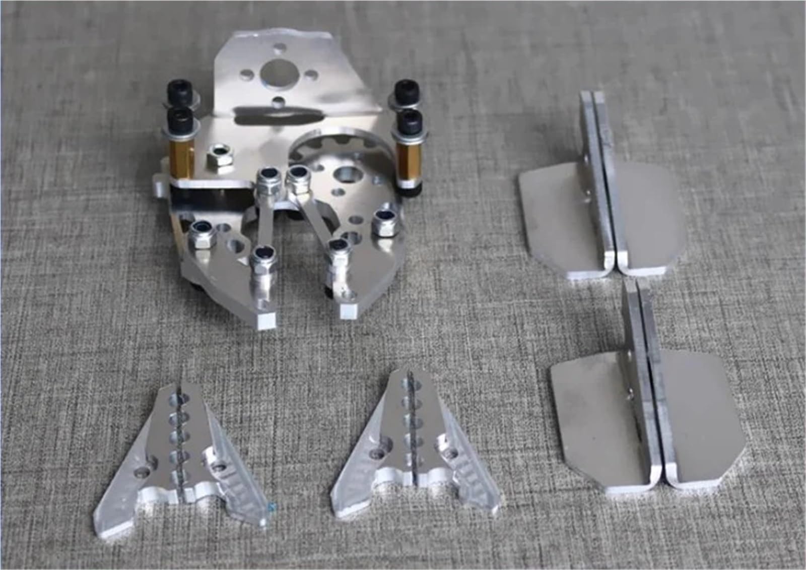 Metalowy chwytak Zacisk pazurowy Końcówka uchwytu do manipulatora serwo MG996r Ramię robota Robotyczne części do samodzielnego montażu(Without servo)
