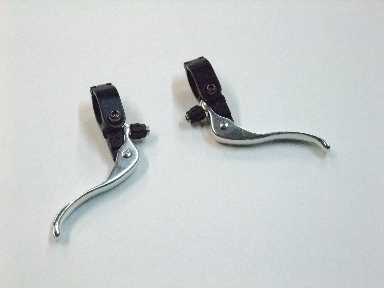 Amazon | Tektro RL570 補助ブレーキレバー 左右ｾｯﾄ 24mm | TEKTRO