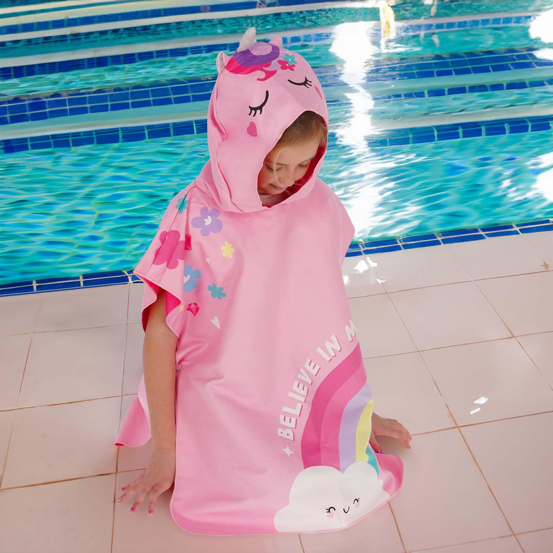 LEGAMI - Kinder-Strandtuch, Poncho-Handtuch, Bademantel aus Mikrofaser, kompakt, leicht, schnelltrocknend, Ultra-absorbierend, Kapuzenhandtuch, Einheitsgröße