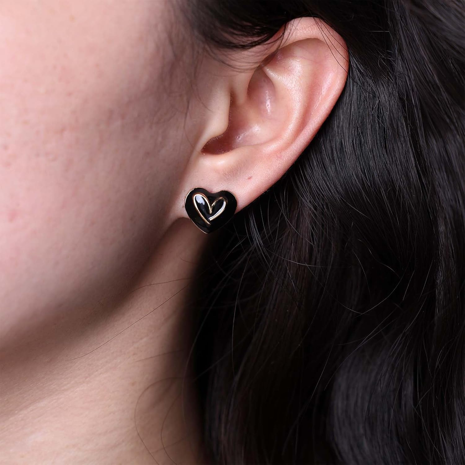 Enamel Heart Stud Earrings Black Heart Earrings Vintage Love Heart Letter Earrings Statement Heart Love Earrings Jewelry for Women - Image 5