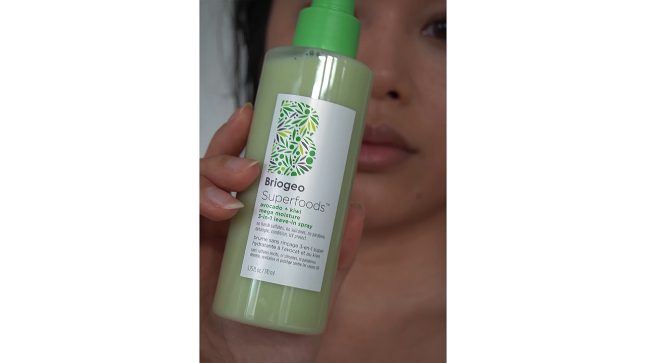 Amazon.com: Briogeo Superfoods Avocado + Kiwi Mega Moisture 3-in-1