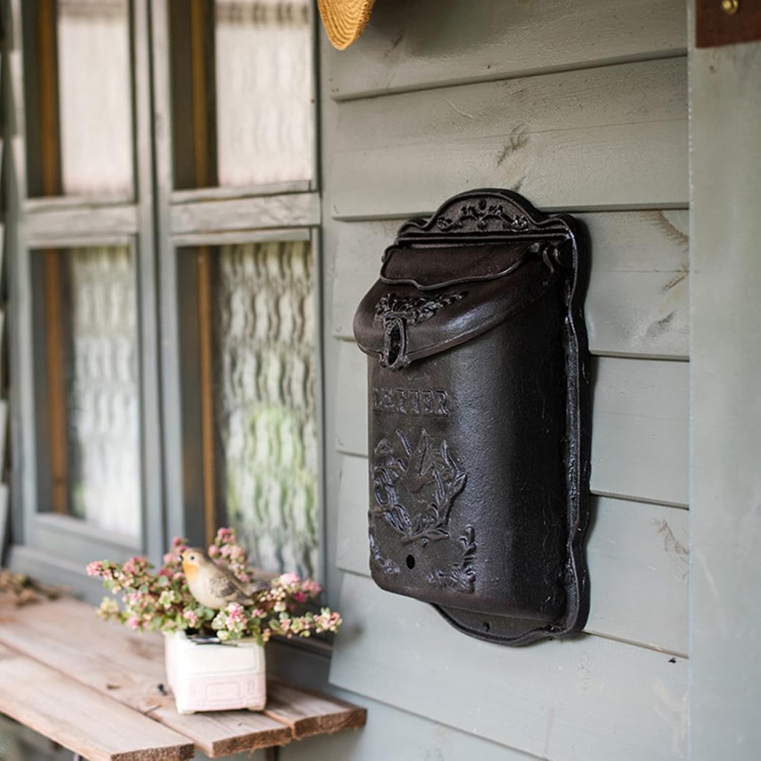 Heavy Duty Wall Mount Mailboxes,Vintage Decorative Cast Iron Letter Box for Home Office Indoor Outdoor Entryway Gate Decoration (B)
