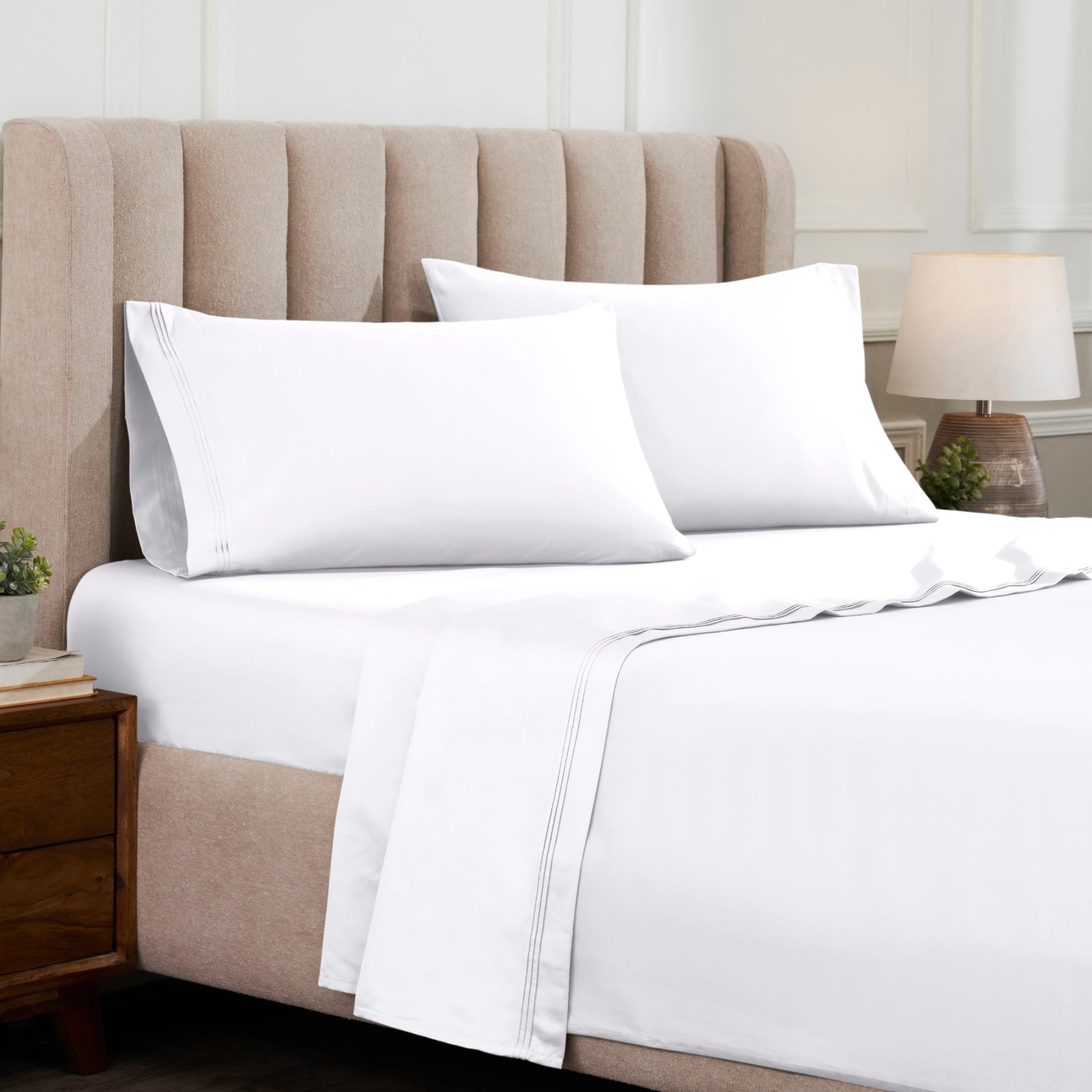 Superior Egyptian Cotton 4 Piece Sheet Set, Luxury 1000 Thread Count, Modern Design, Sustainable Sheets, Soft Basics, Solid, Deep Pocket Fitted Sheet, Flat Sheet, Pillowcases, Olympic Queen, White