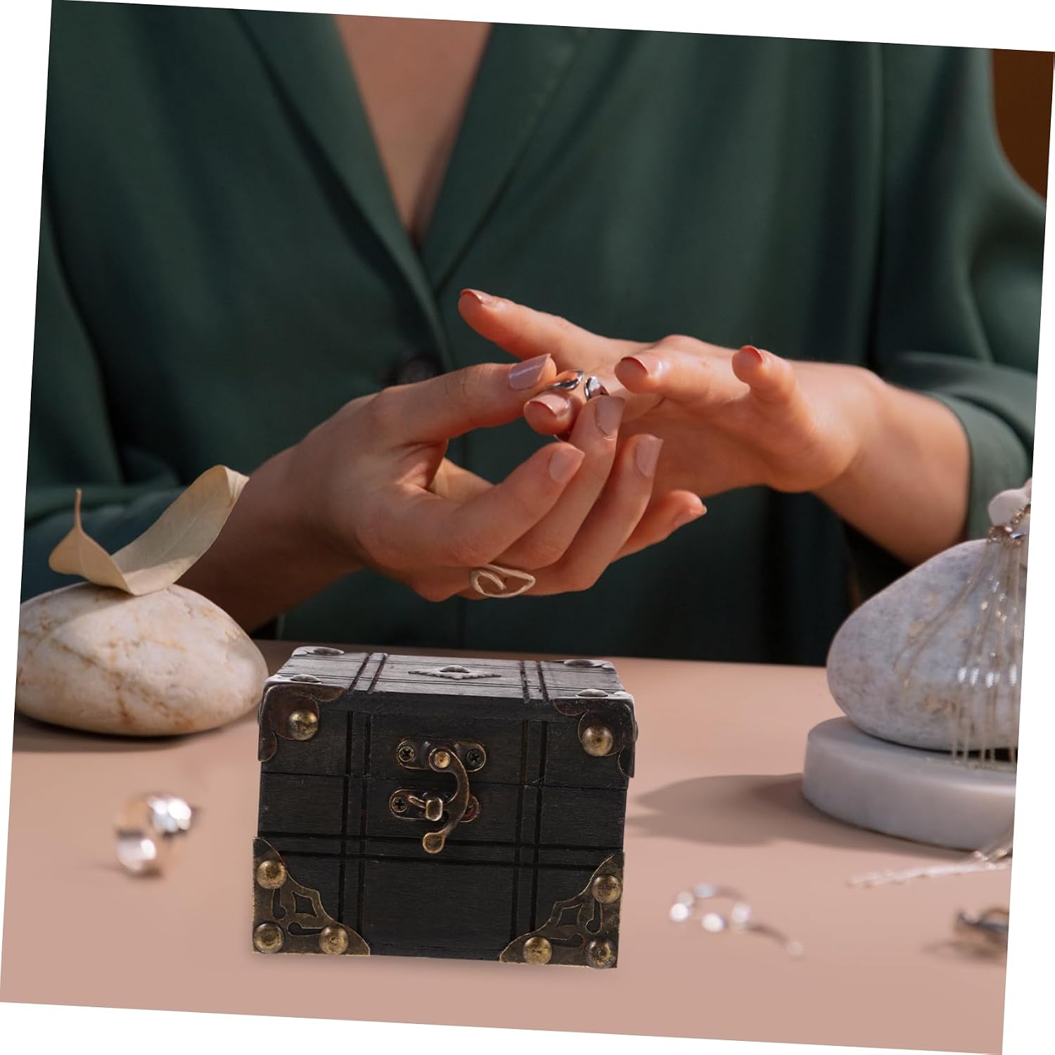 Wooden Vintage Treasure Box for Jewelry Storage Retro Style Trinket Chest Hinged Lid for Earrings and Necklaces for Home Decor and Packaging