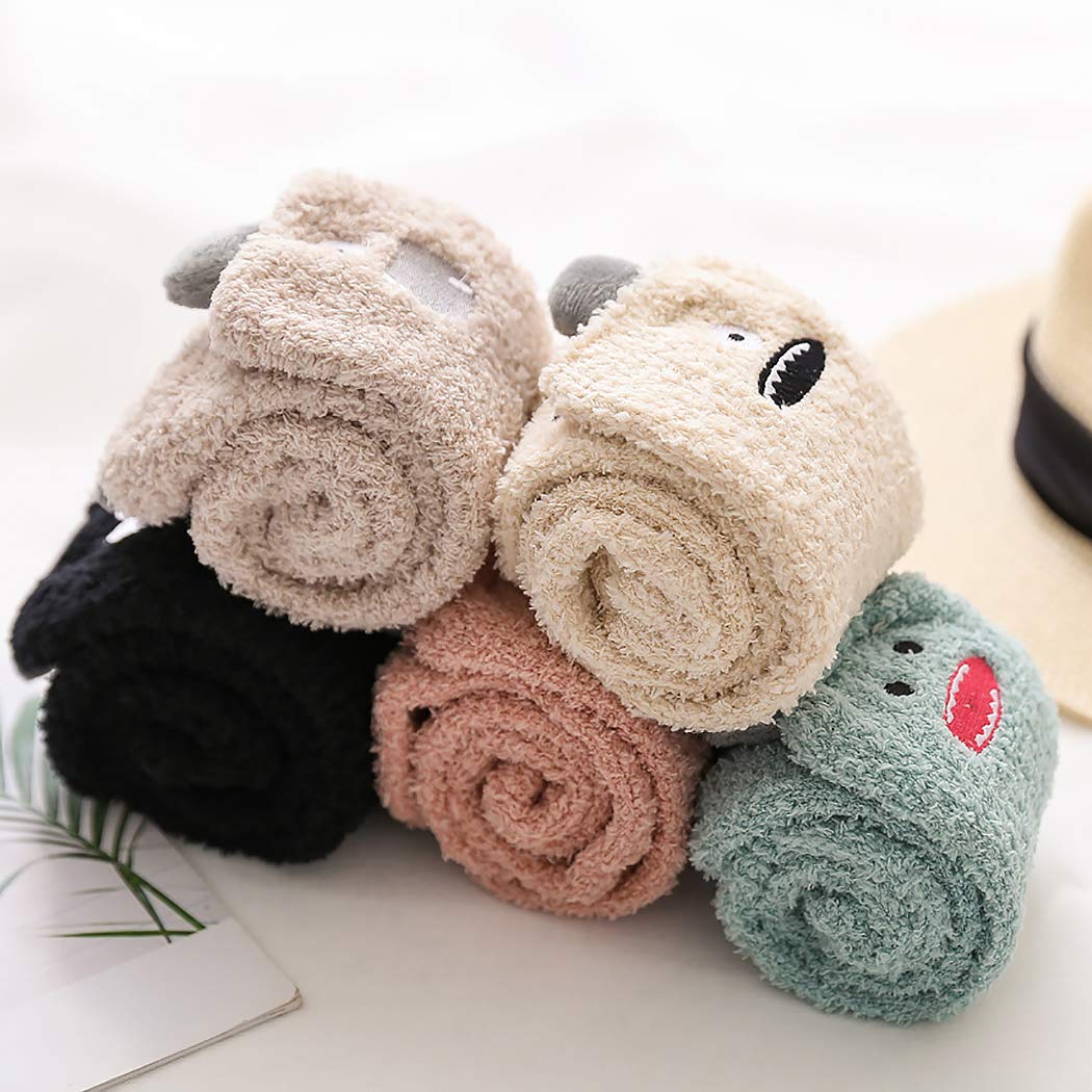 Lot de 5 paires de chaussettes femme, motif cartoon mignon, chaussettes mi-mollet épaissies en peluche, chaussettes chaussons pour la maison
