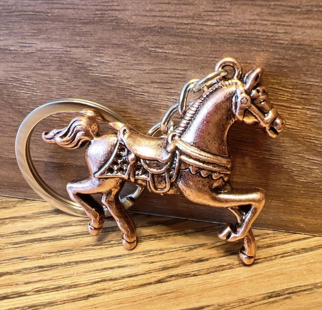 Amazon.co.jp: 馬チャーム ブロンズ キーホルダー アンティーク 馬術