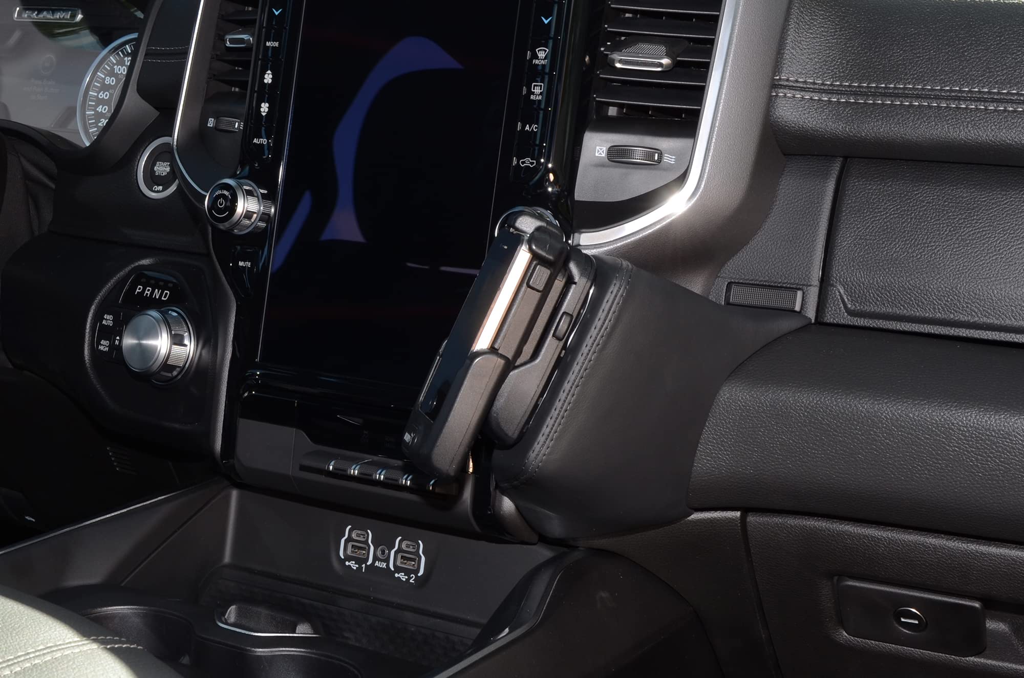 KUDA 3915 uchwyt sztuczna skóra czarna do Dodge RAM 1500 od 2018