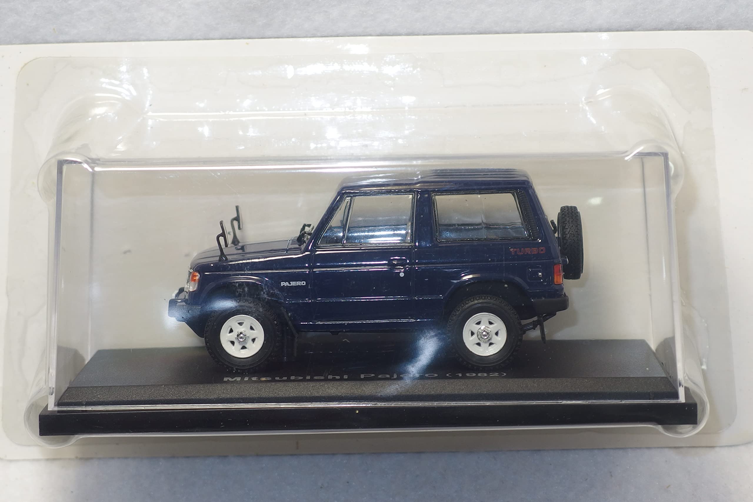 【8台セット】国産名車コレクション　1/43 パジェロ　エスクード　他 Amazon.co.jp: 1/43 [ミニカーのみ]国産名車コレクション 52号 三菱