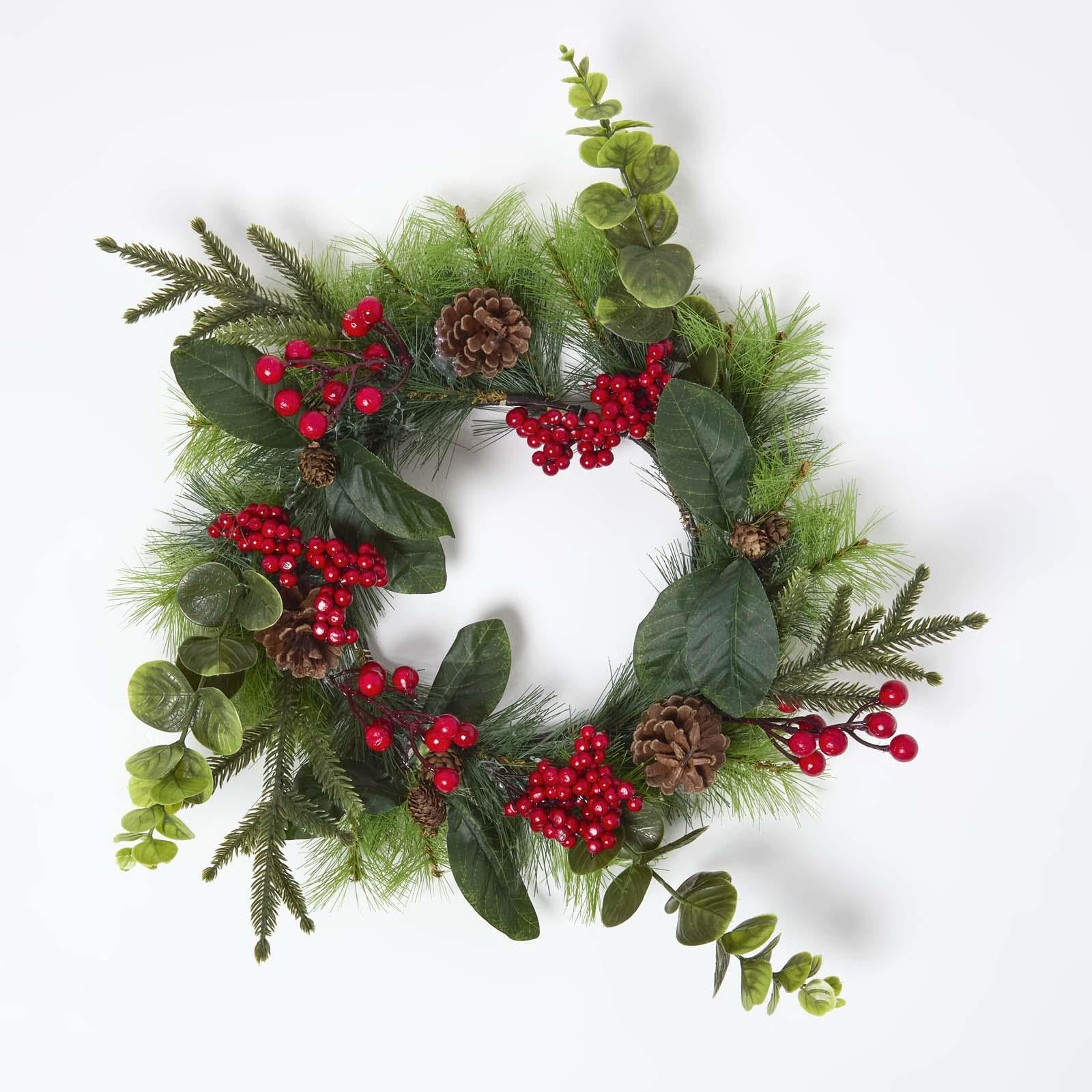 HOMESCAPES Artificial Woodland and Eucalyptus Christmas Decorative Wreath Realistic Berries for Festive Xmas Holidays Home Decor