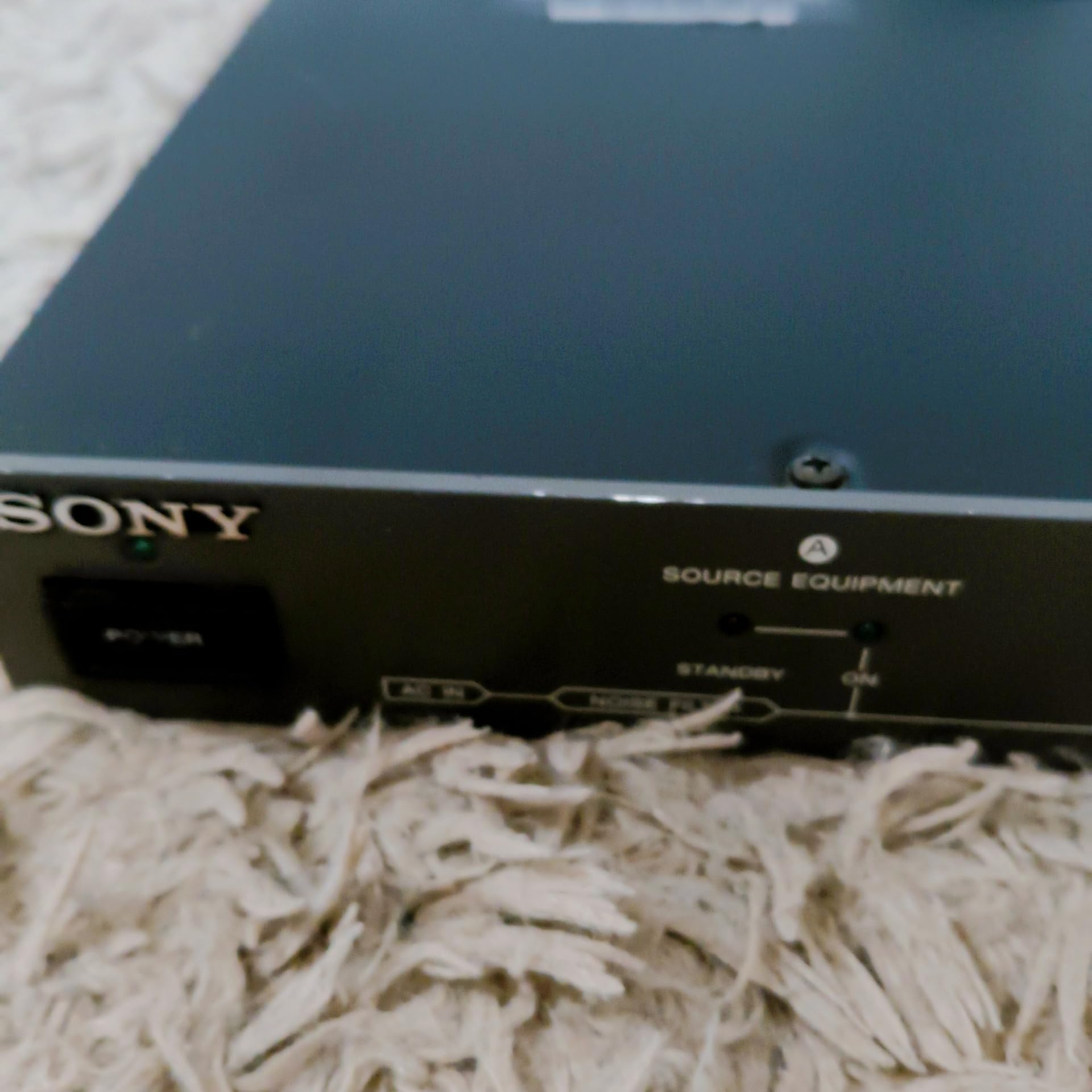 SONY AC パワーディストリビューター SRP-D2000 Amazon | 電源オン／オフを集中管理する高性能パワーディストリビュー