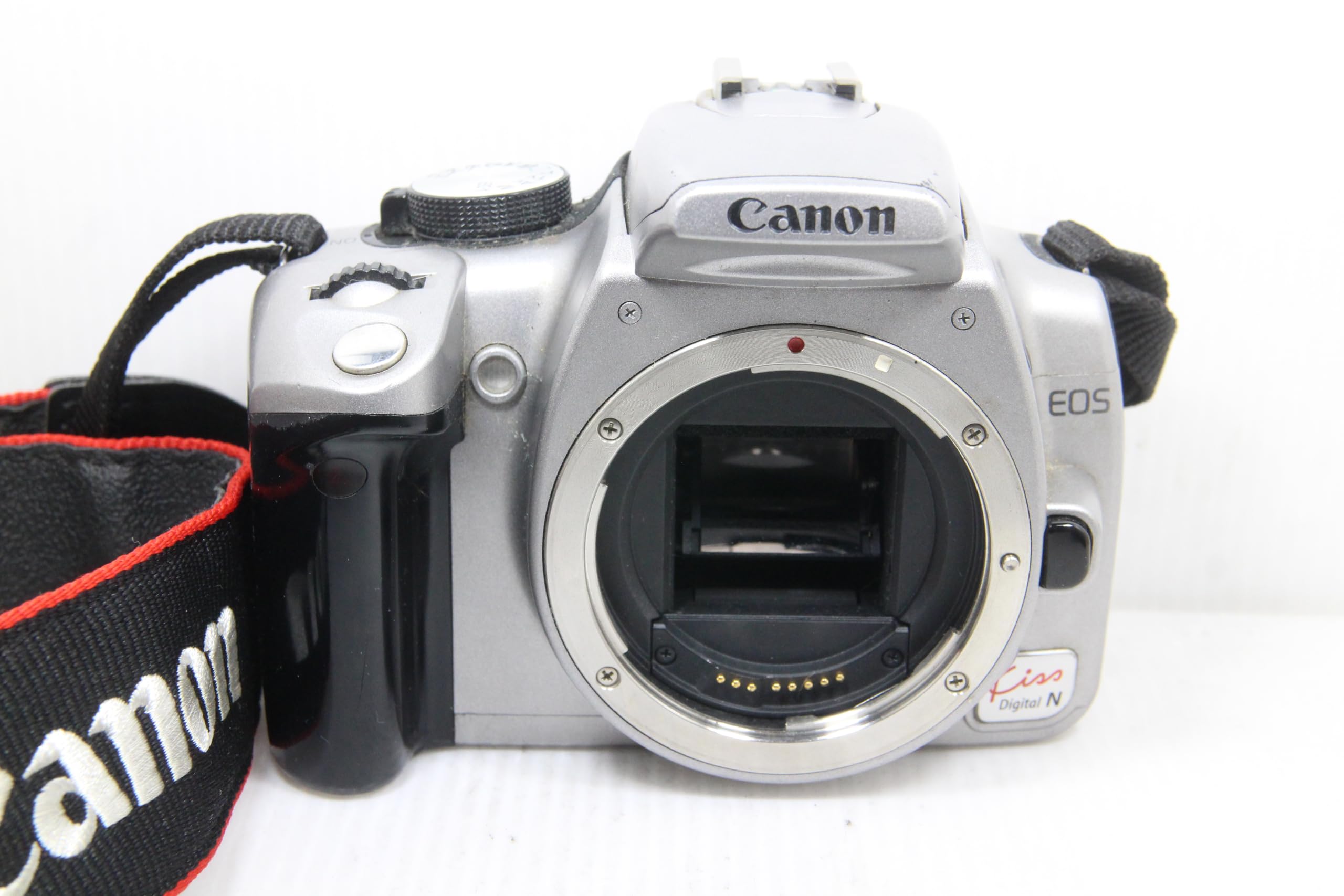 Canon EOS デジタル一眼レフカメラ Amazon | Canon EOS KISS デジタル N シルバー ボディ 0128B001