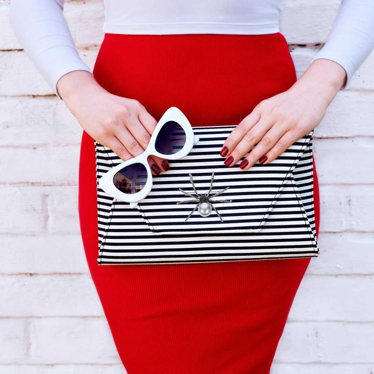 Spider Brooch Pin with Pearl Accent Fashion Accessory for Women Girls Decorative Pin for Jackets Bags Hats Scarves - Image 7