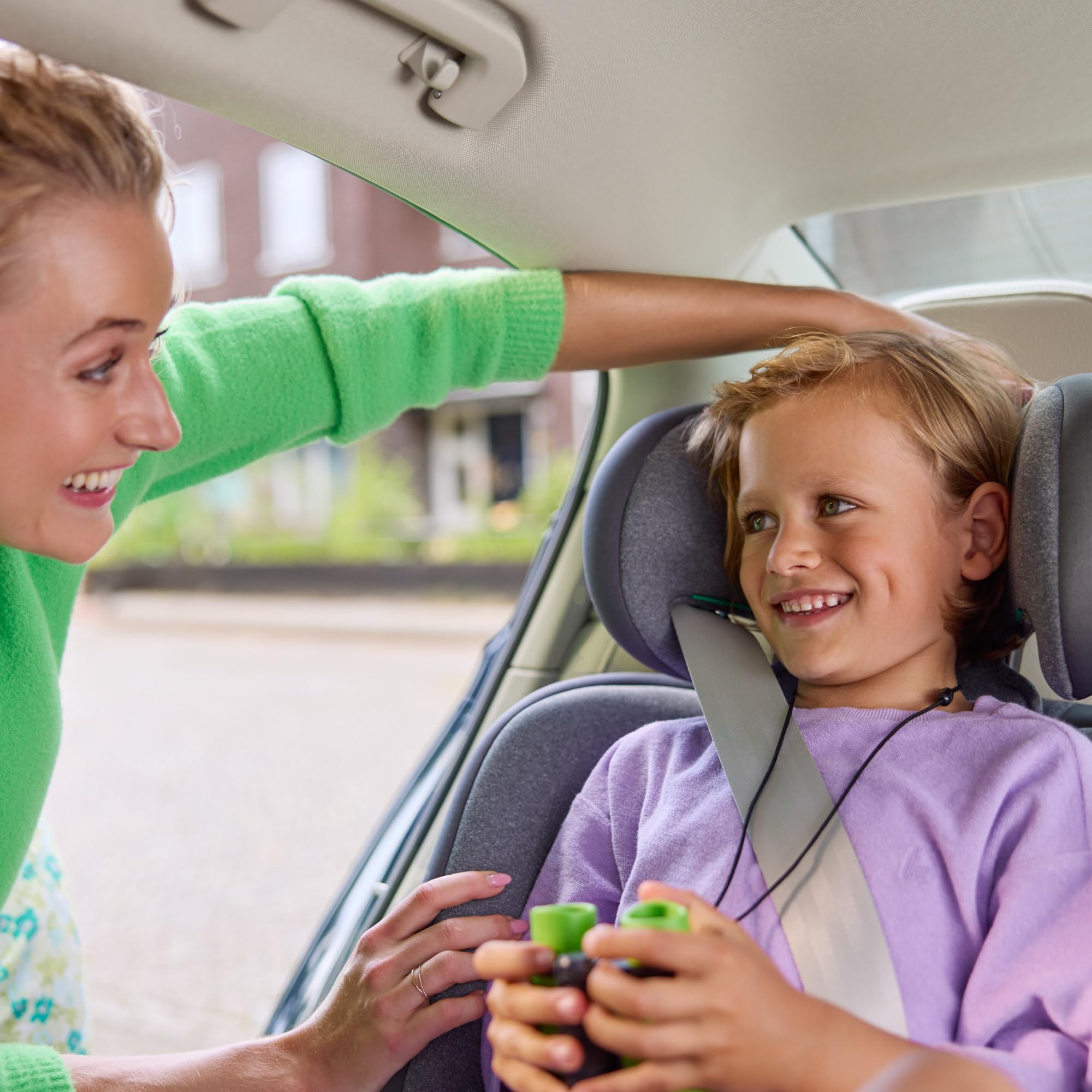 Bebeconfort Ever Fix i-Size Seggiolino Auto 15-36 kg Isofix Gruppo 123 per Bambini dai 15 Mesi ai 12 Anni, Reclinabile 4 posizioni, Protezioni laterali, Tinted Black