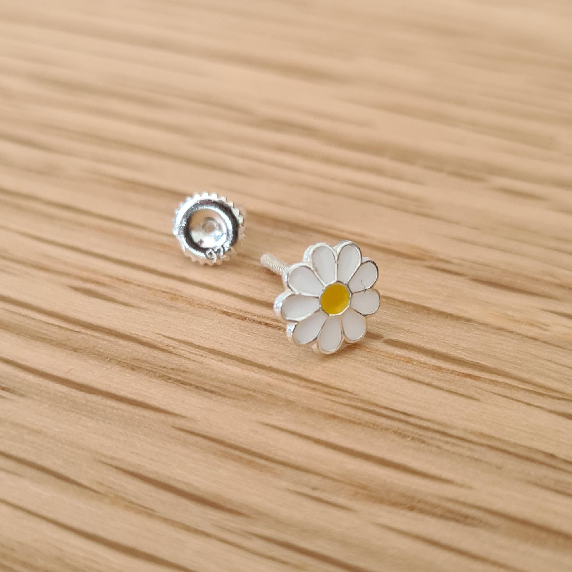 Boucles d’oreilles marguerites en argent 925 avec fermoirs à vis pour fille – hypoallergéniques et sans nickel – idée cadeau de noël et anniversaire