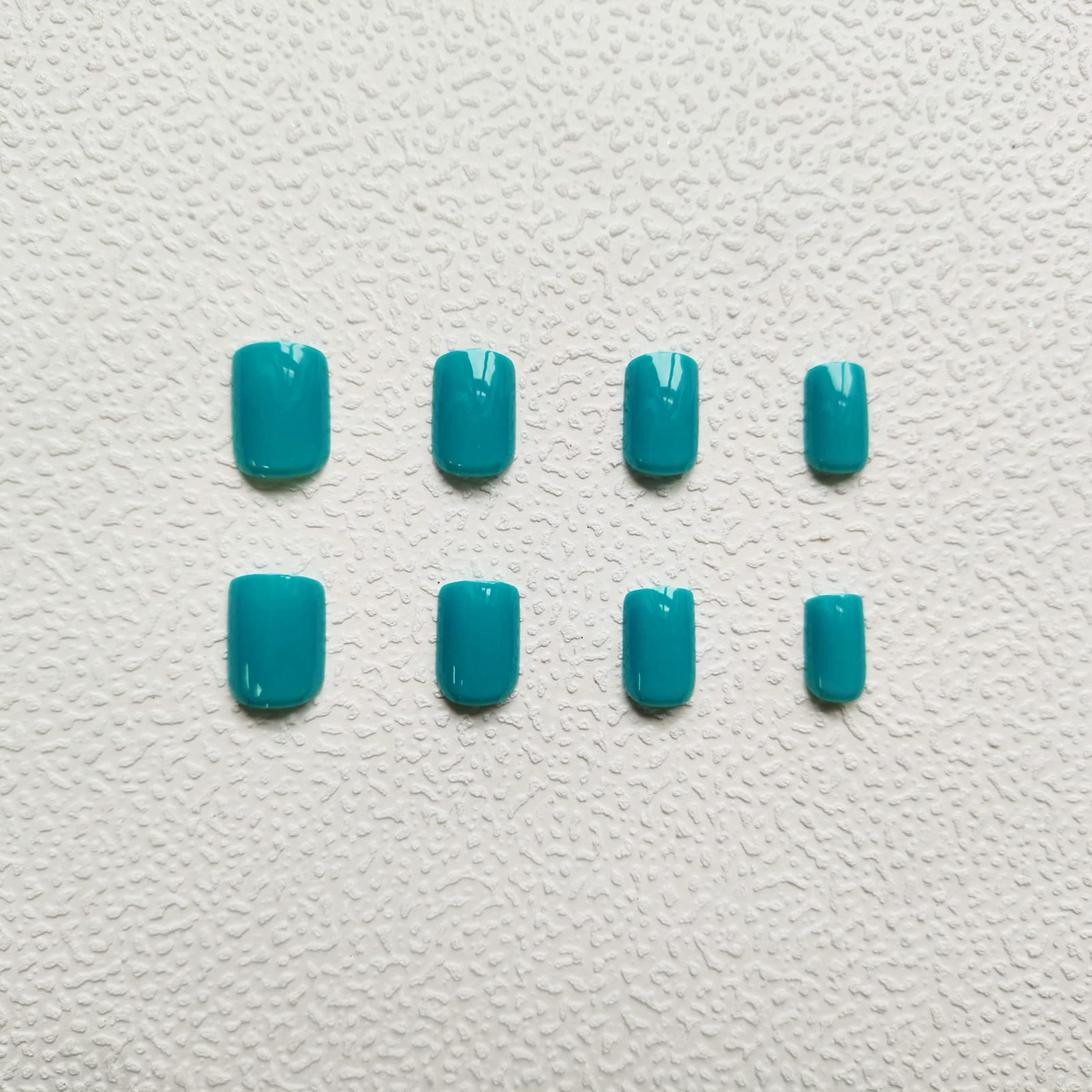 KKUUOO Square Press on Nails Short Fake Cyan False with Solid Color Design Full Cover Acrylic Glossy Glue Cute Stick for Women and Girls DIY Manicure 24Pcs