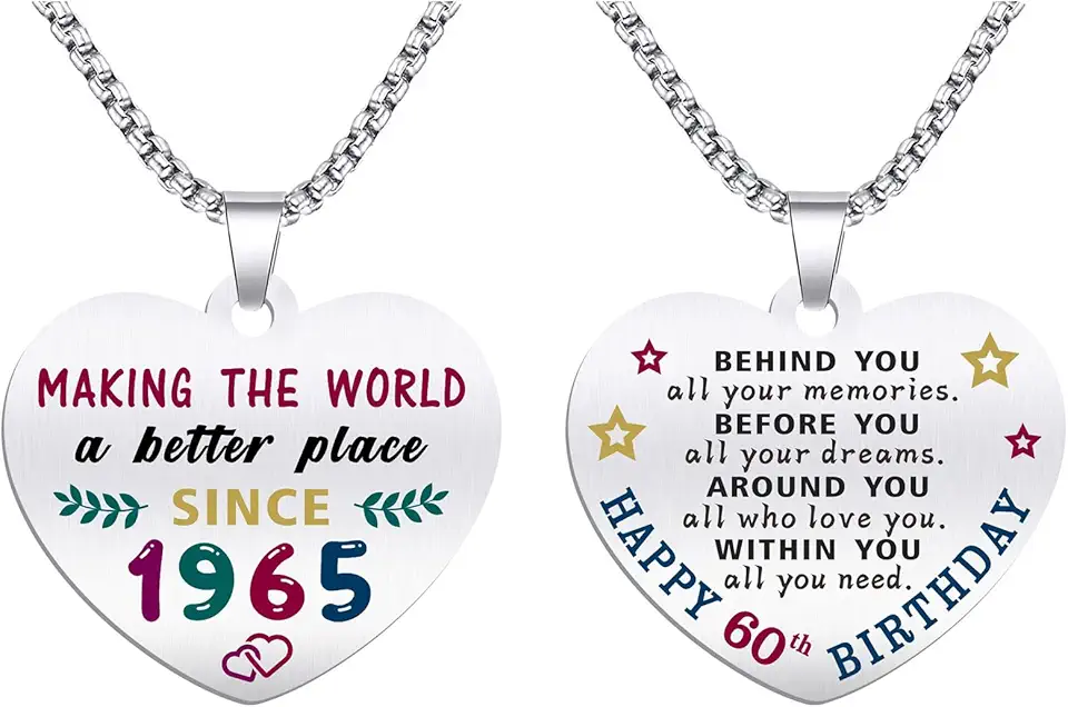 Presentes de aniversário de 60 anos para mulheres - Presentes de aniversário nascidos em 1965 - Colar com pingente de coração de aço inoxidável gravado - Presente de aniversário para mulheres de 60