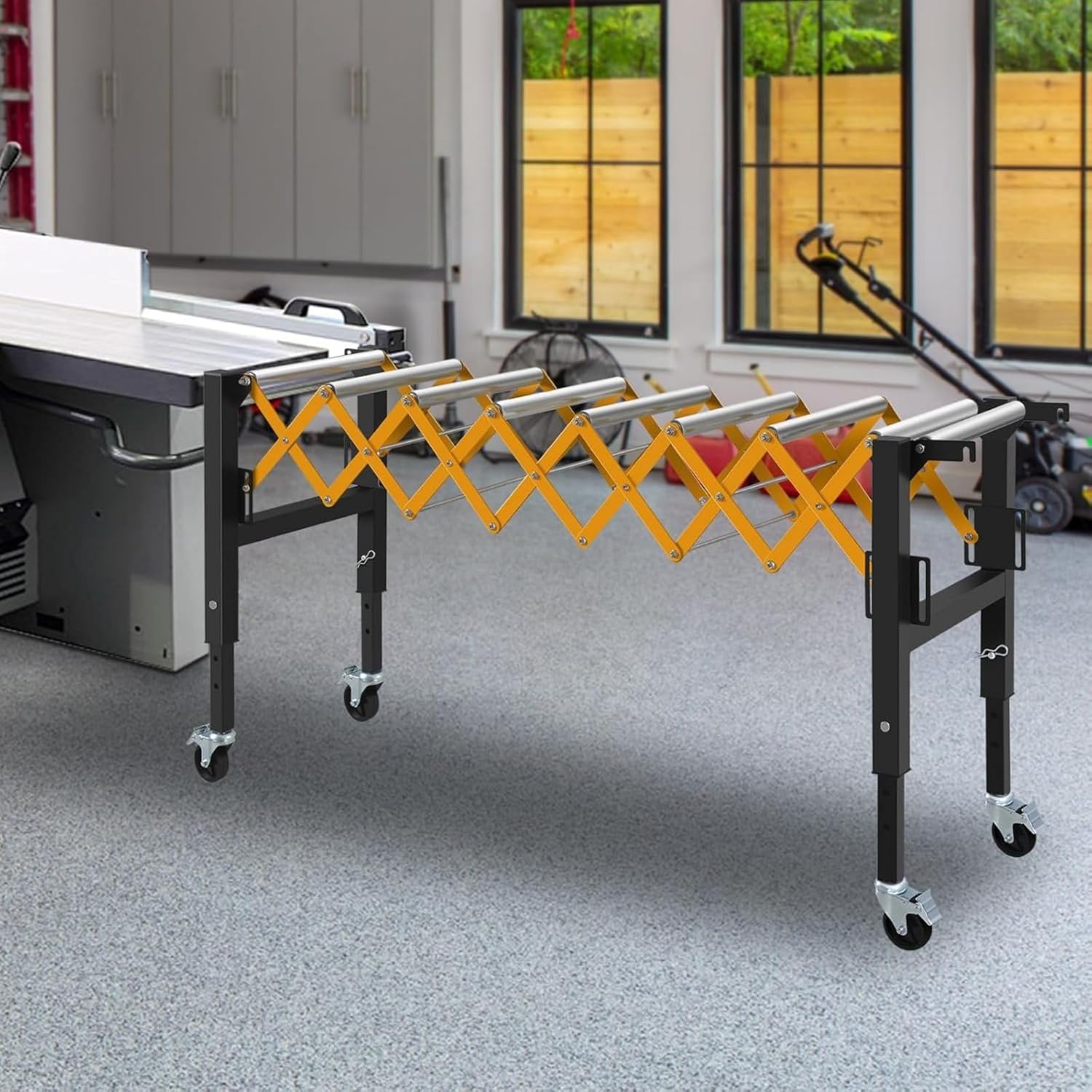 Expandable Roller Conveyor Flexible Roller Conveyor, Adjustable Roller Conveyor With Skate Wheels, 300 Lbs Capacity With Height Adjusts Up To 37.5 Inches