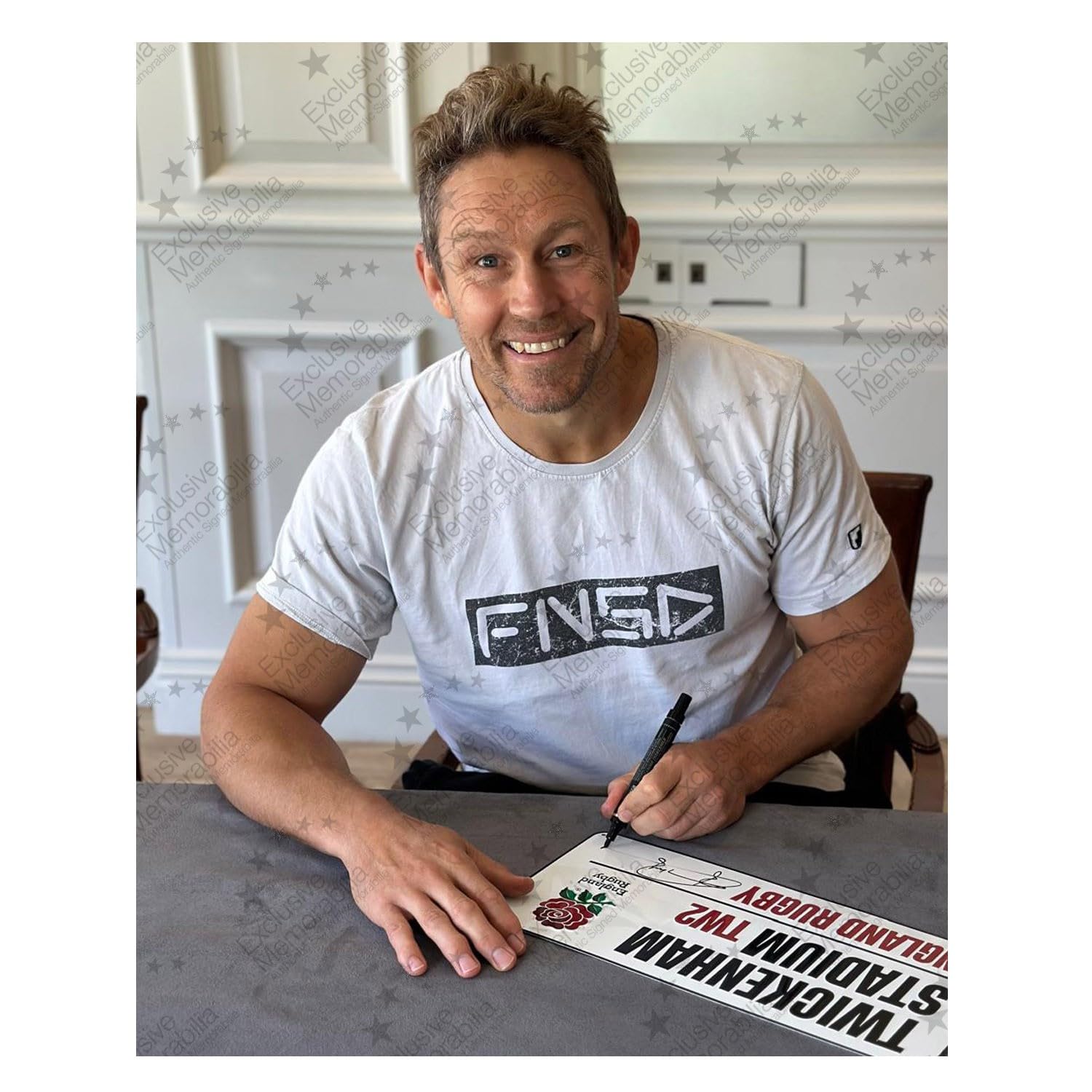 Exclusive Memorabilia Jonny Wilkinson Signed England Rugby Street Sign. Framed, One-Size