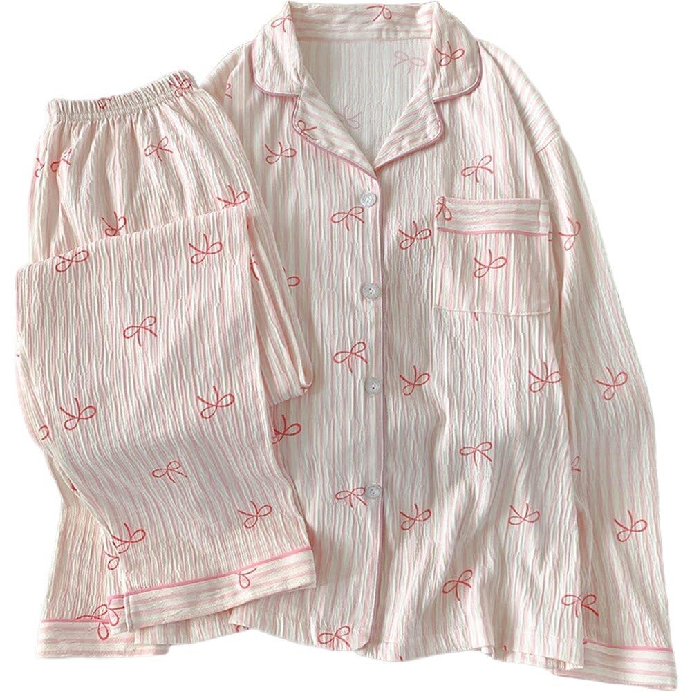 Pyjama rose boutonné à manches longues avec pantalon élastique confortable