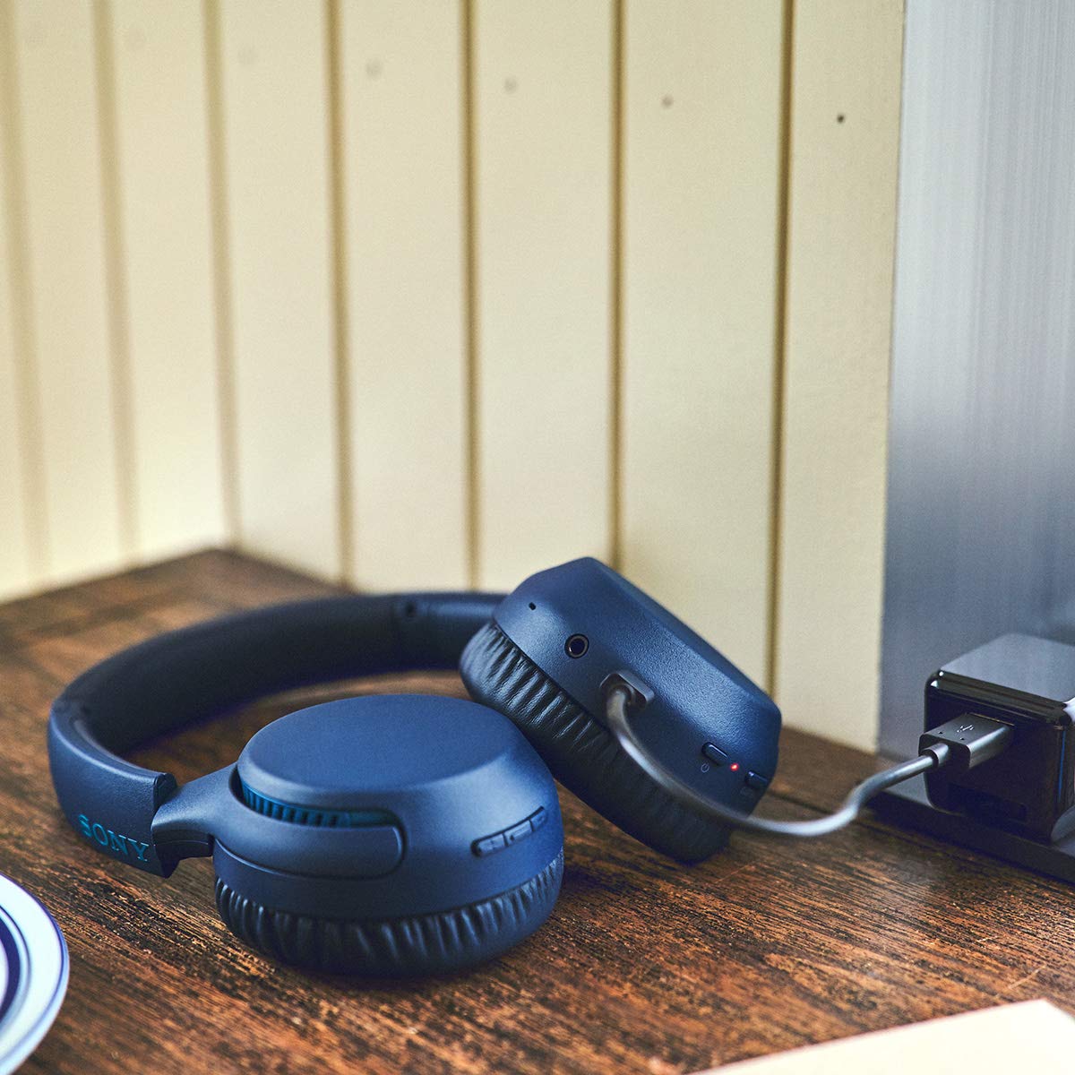 Amazon.com: Sony WHXB700 Wireless Extra Bass Bluetooth 