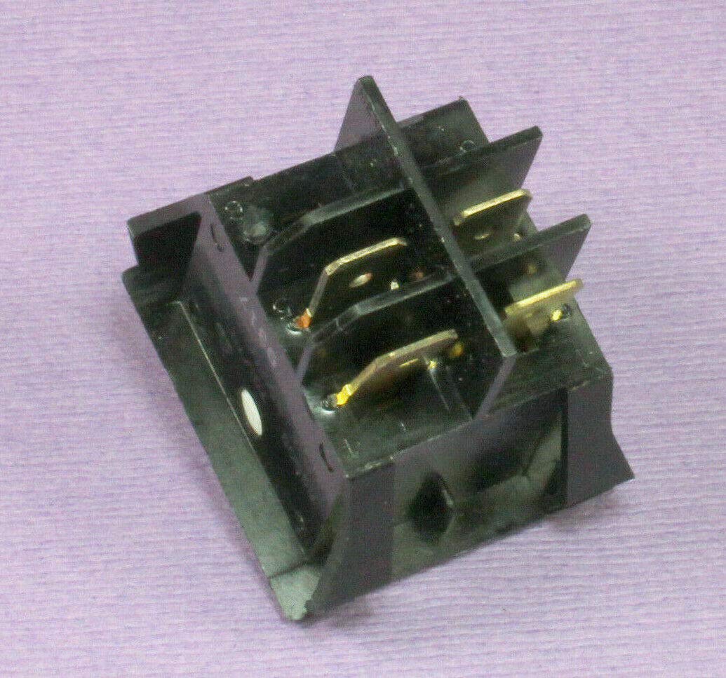 (HY #83) 1pc Carling White Rocker Switch 20A 125vac, DPST ON/Off, RGSCC 701/711 T85