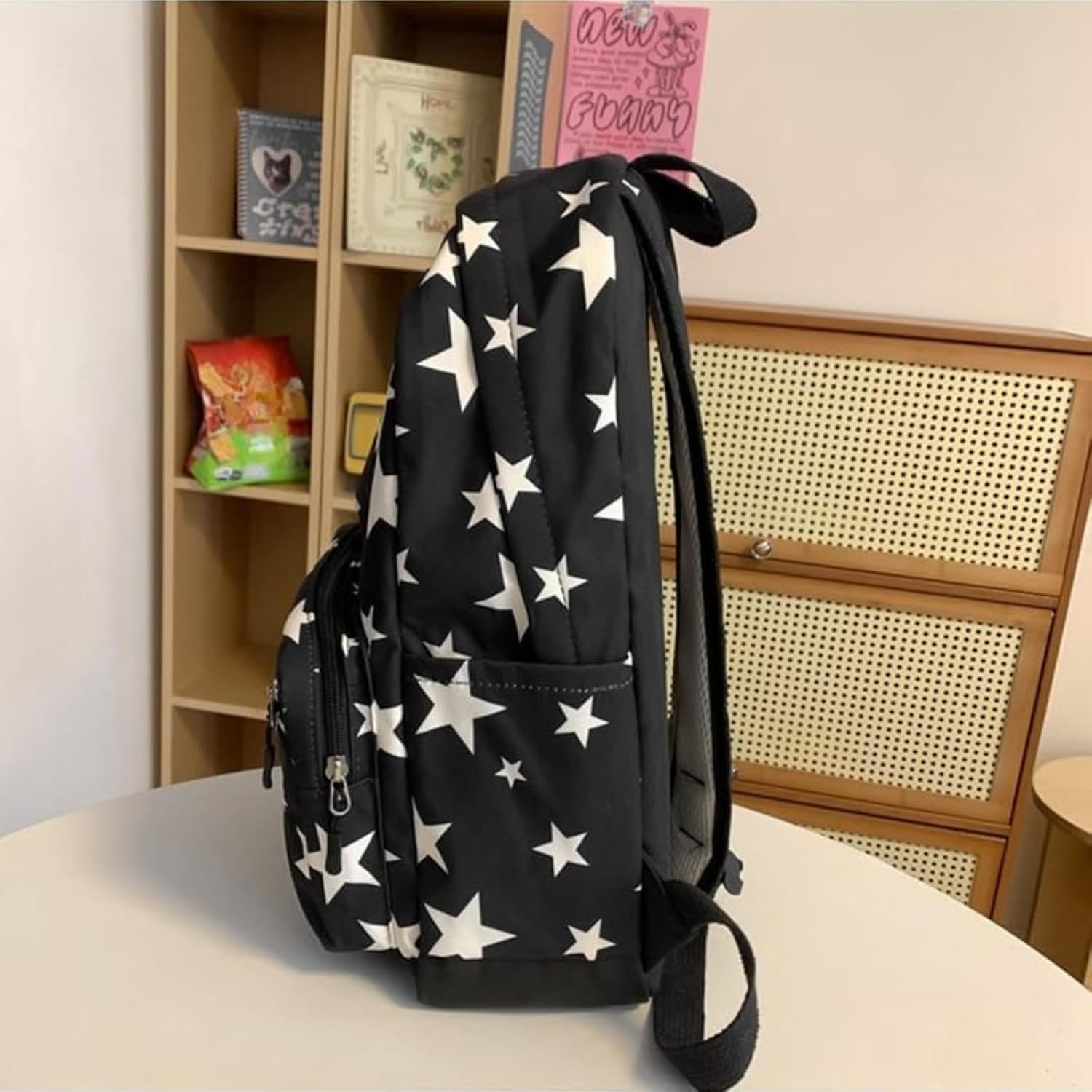 Y2K Backpack Women Men, Cute Daypack Grunge Stars Vintage Chic Trendy Design Bookbag Backpack Daily Use Hiking Trip (black)