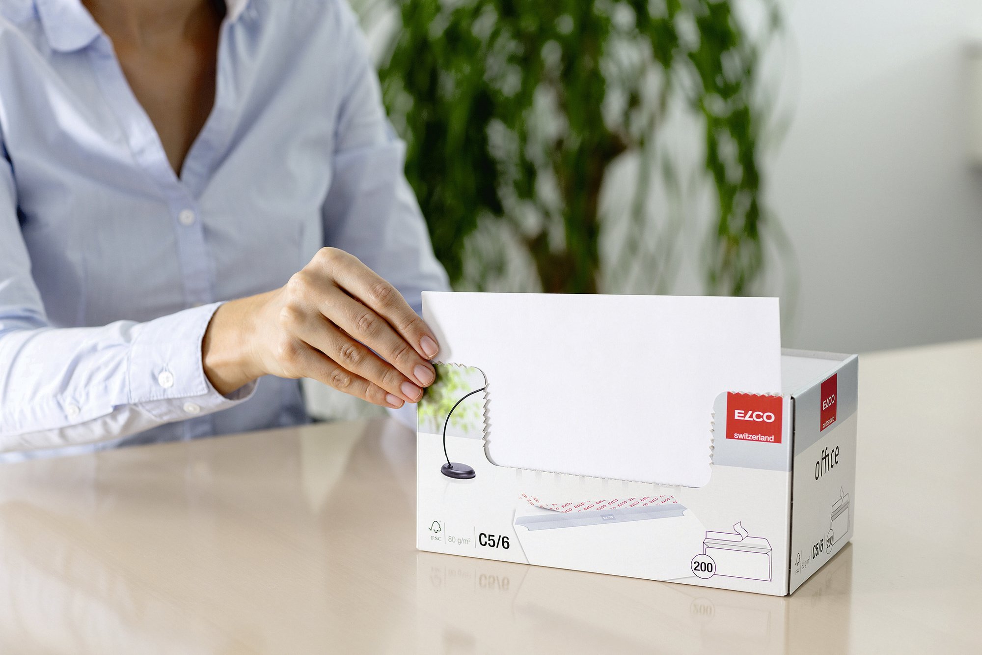 ELCO Enveloppe de Bureau DIN longue 80 g/m² Certifié FSC avec Fermeture Adhésive dans une Boîte de Magasin 200 Pièces Blanc