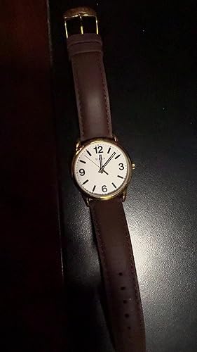 Het Horloge Van Mensen Met Bruine Leer Met De Wijzers Van De Klok Mee Riem Witte Wijzerplaat Gouden Die Lichaam Blauw Chro Chronometer Image140628957
