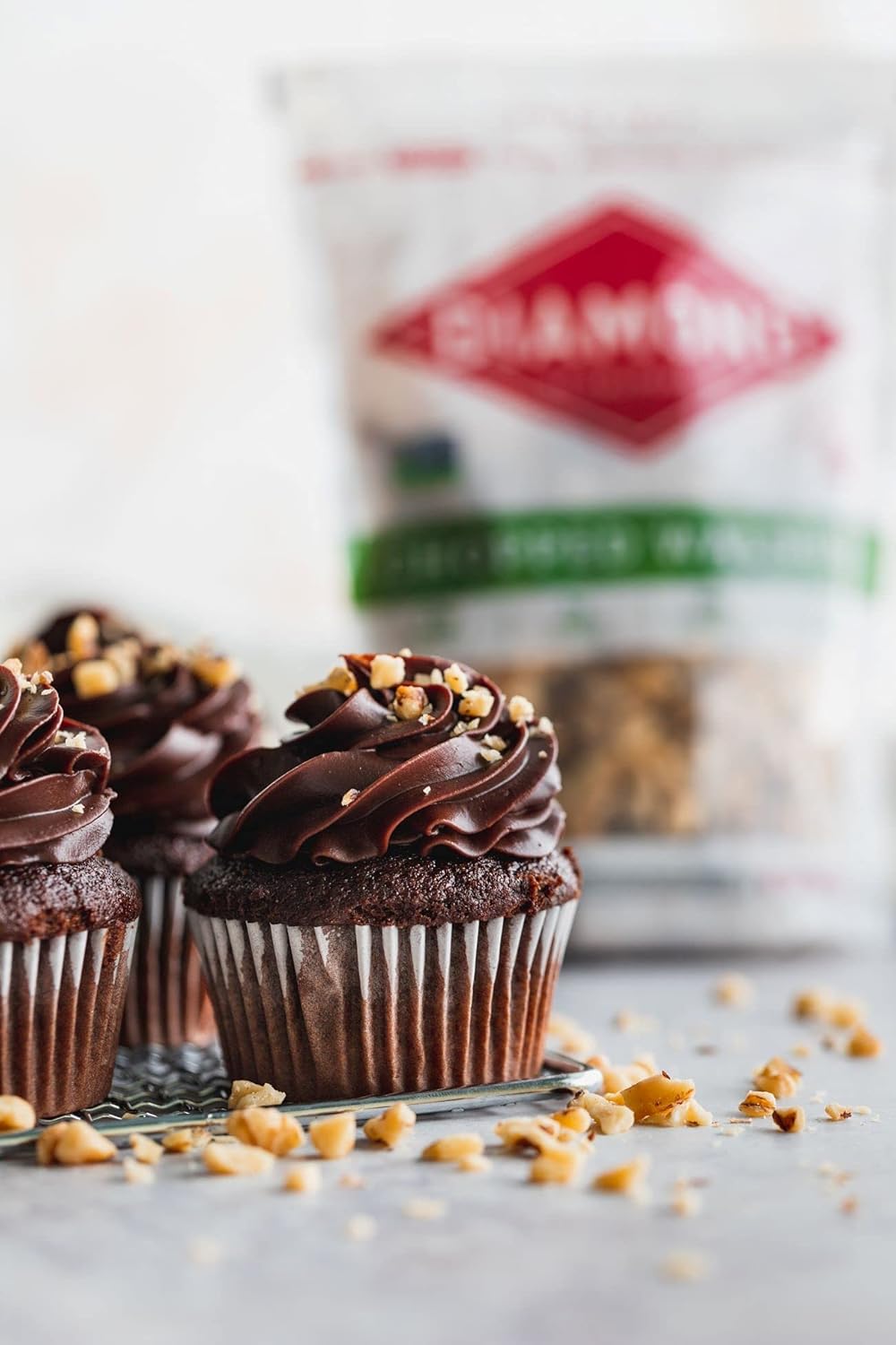 Diamond of California Shelled Walnut Halves and Pieces, Pre-Shelled Raw Walnuts for Baking, Snacking and Salads, 6 lbs. Total / 32 oz. Each (3 Pack)