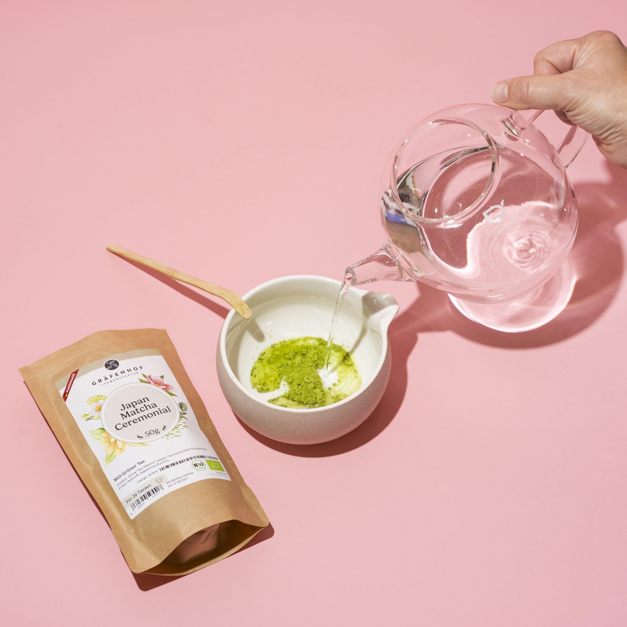 100% BIO Matcha Set mit Pulver I 6-teiliges Set & Zubehör I Schale mit Ausgießer in Keramik I Matcha Probierset I Tee Geschenk für Kenner & Einsteiger von Gräfenhof.