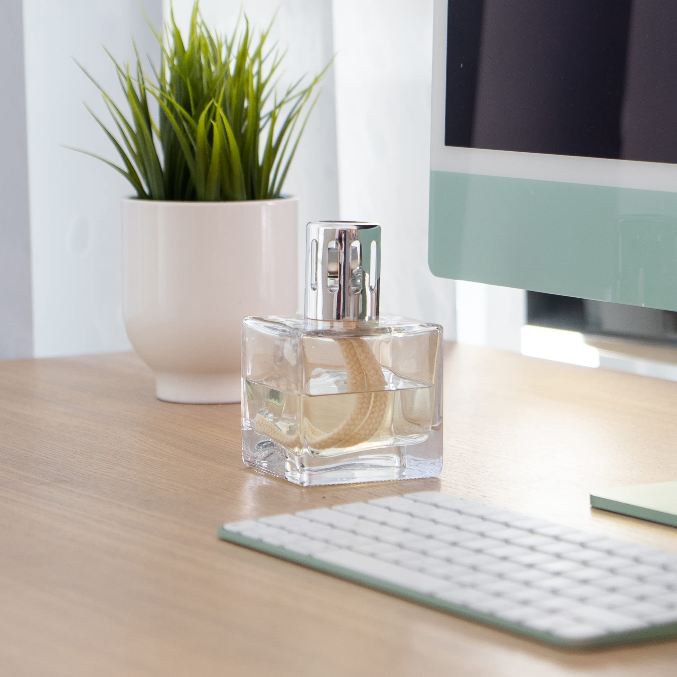 KAZIS® I Starterset katalytische Lampe + 1 Liter Duft I Duftende Baumwollblüte I Frische Wäsche I transparent Würfel