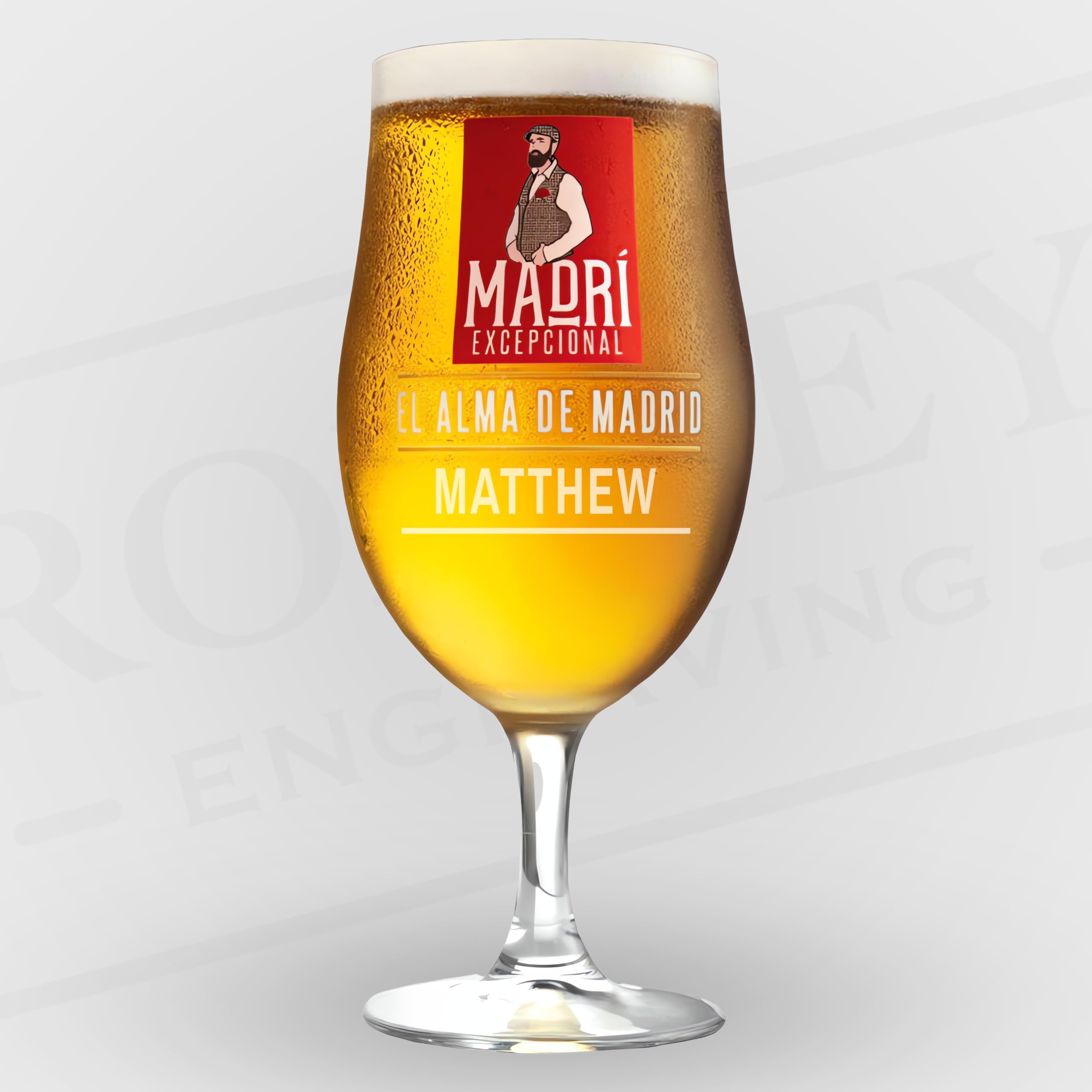 Personalised Madri Excepcional Glass Pint Beer Lager Glass Engraved with Any Name in Themed Banner | Gift for Birthday, Father's Day, Anniversary