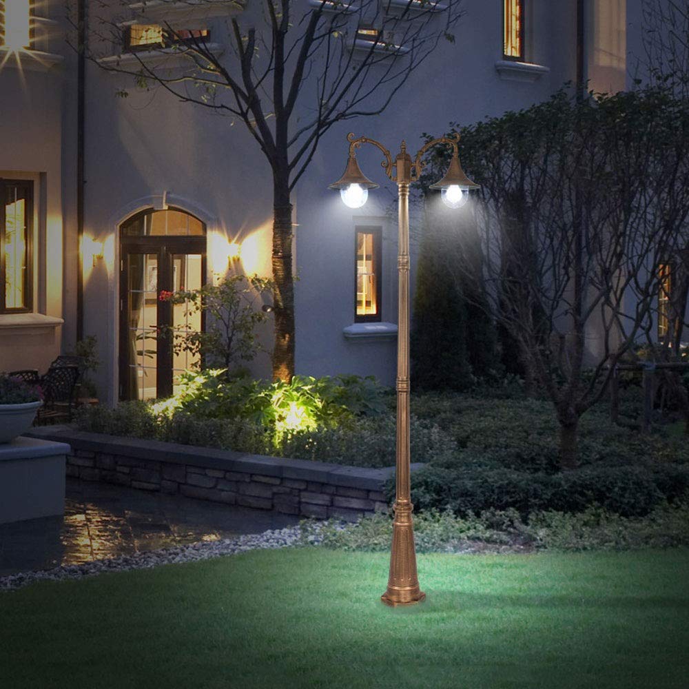 Produttori creativi di lampade da giardino europee Custom Outdoor Community Park High Pole Road Light Impermeabile Villa Doppia testa Luci paesaggistiche, Luci da palo per esterni Lampade per illumi