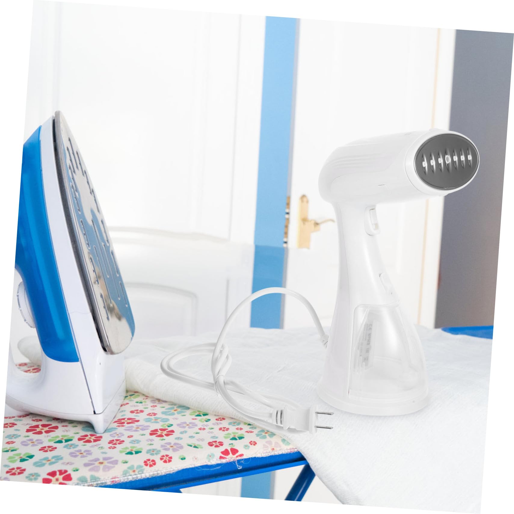 Garneck Travel Iron Portable Steamer for Clothes Handheld Garment Wrinkle Remover Compact Design for Home Travel Safe for All Fabrics No Leakage Easy to Use Power Cord