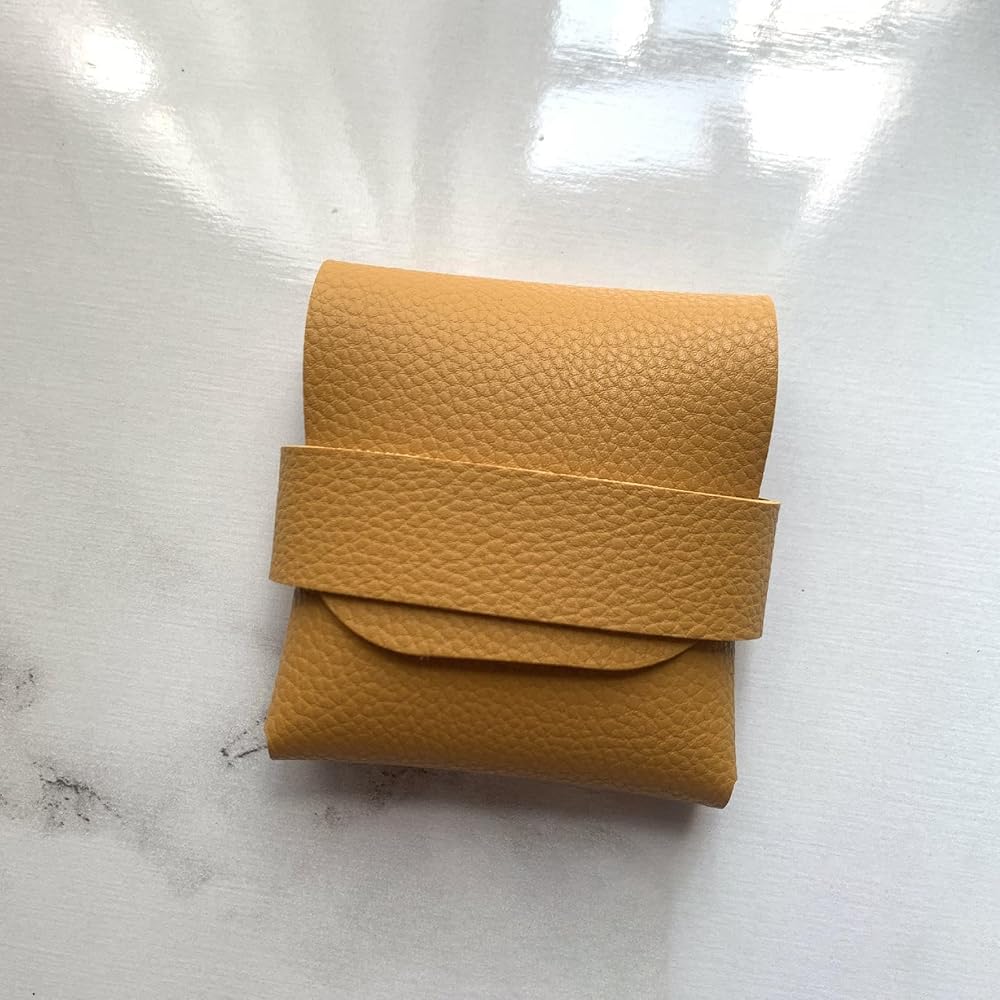Kondom-Tragetasche, diskretes Kondom-Zubehör, diskrete Tasche/Geldbörse/Reiseetui für sichere Aufbewahrung von 3–4 Kondomen, gelb, Refer to description, Unisex Drogerie & Körperpflege