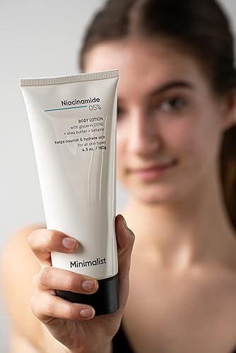 Miniatura 6 de Minimalist Loción corporal de niacinamida al 5% con manteca de karité | 6.3 oz / 180 g