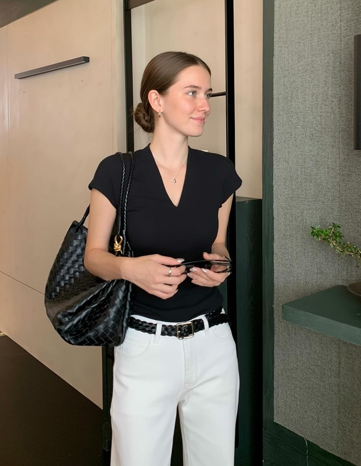 Trendy Women Ribbed Top V-Neck Short Sleeve Lightweight Tight Work Pullover Petite Black S - Image 4