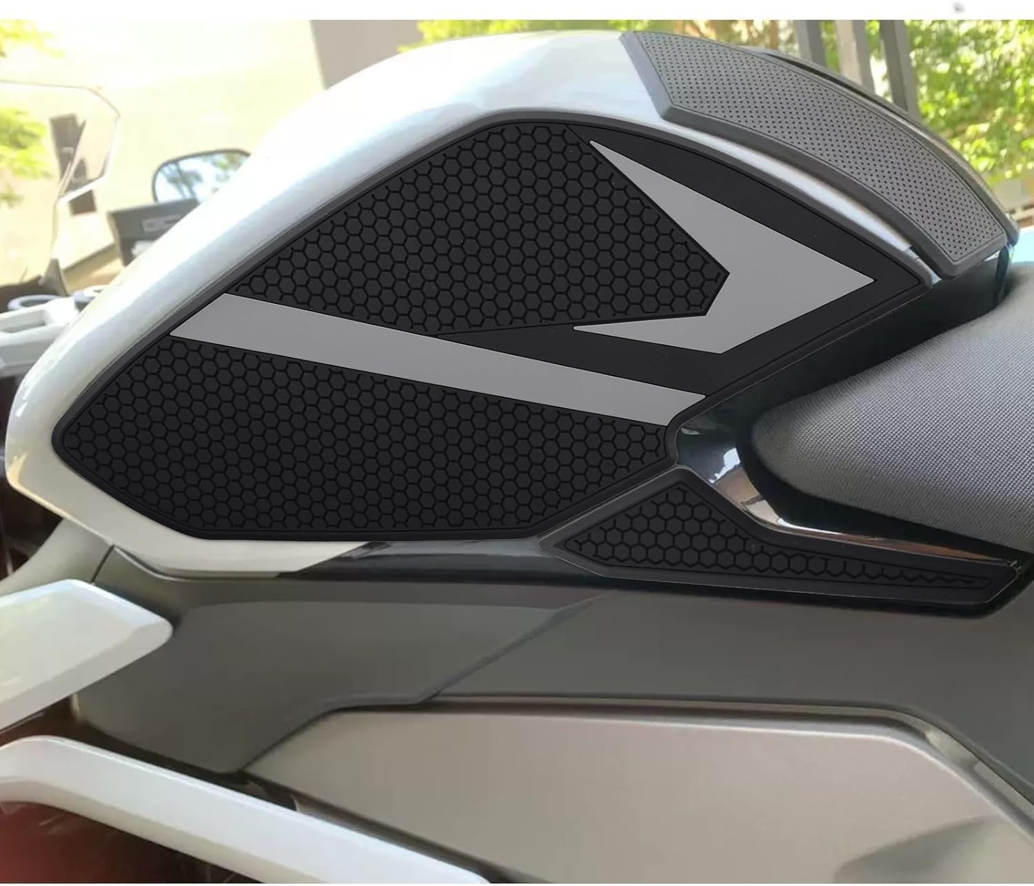 Motorcycle Non-Slip Rubber Gas Tank Pads with Knee Grips - 6-Piece Traction Side Protectors Compatible with Triumph "Daytona 660" (2024~) Tank Pad (Gray)