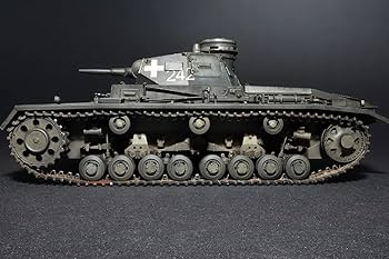Amazon.com: MiniArt Models 1/35 PZ.KPFW.III AUSF.D Model Kit