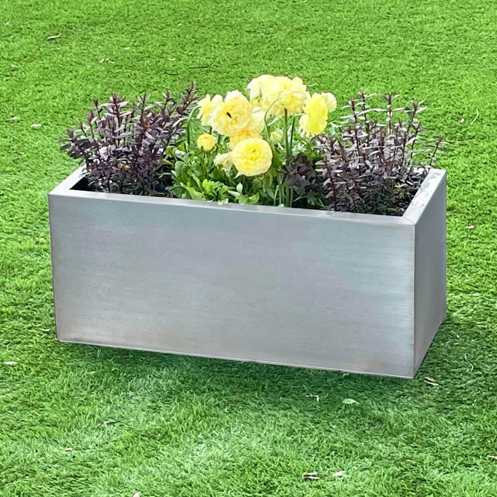 Gardening Naturally Silver Aluzinc Trough Garden Planter 1M - Zinc Lightweight Outdoor Patio Garden Pot With Drainage, Weatherproof & Corrosion-Resistant, 10-Year Warranty (Silver)