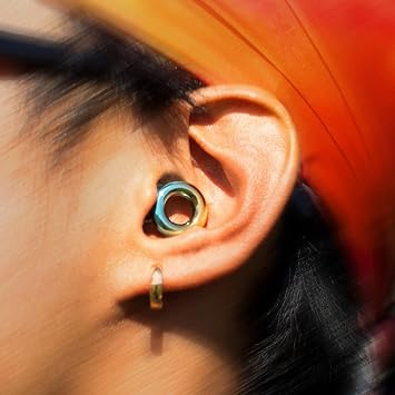 Loop Experience 2 Ear Plugs - Stylish Certified Hearing Protection | 17dB SNR noise reduction (high-fidelity). For concerts, festivals, live events, musicians, sports, DJs & nightlife
