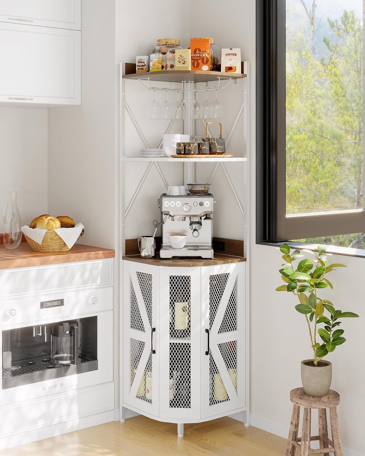 Eck-Barschrank Mit Steckdose Industrieller Weinschrank Mit LED-Streifen Und Glashalter, 5-Stöckiges Sideboard-Buffetschrank Freistehender Kaffee-Barschrank Für Wohnzimmer, Hausbar