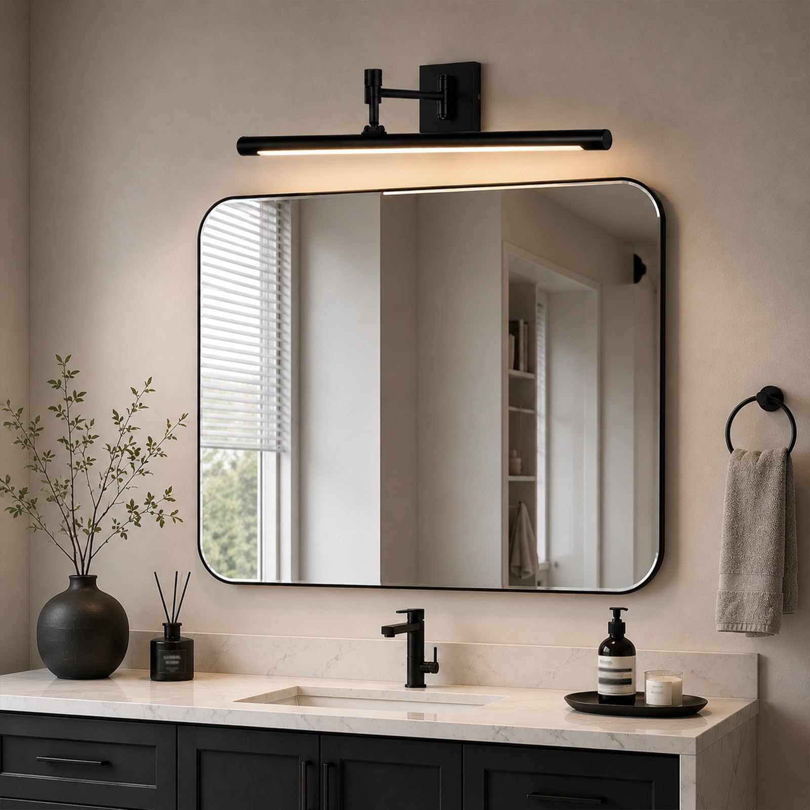 Jadssox Lampe de vanité de salle de bains linéaire à LED, applique murale à bras pivotant, lampe avant de miroir réglable, éclairage d'image à cadre rotatif, lumières de miroir de courtoisie noires