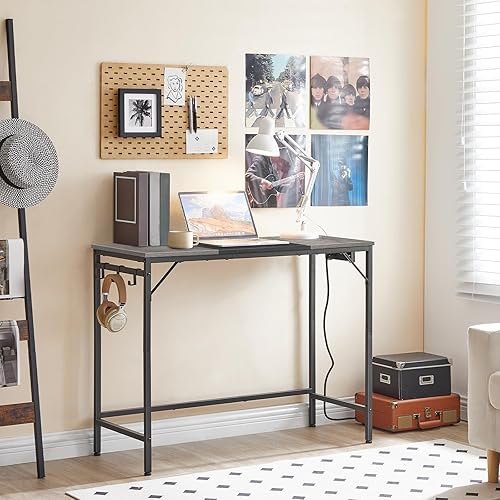 Miniatura 9 de HOOBRO Escritorio para computadora, escritorio de oficina en casa con toma de corriente, moderno escritorio de estudio con 3 ganchos para sala de