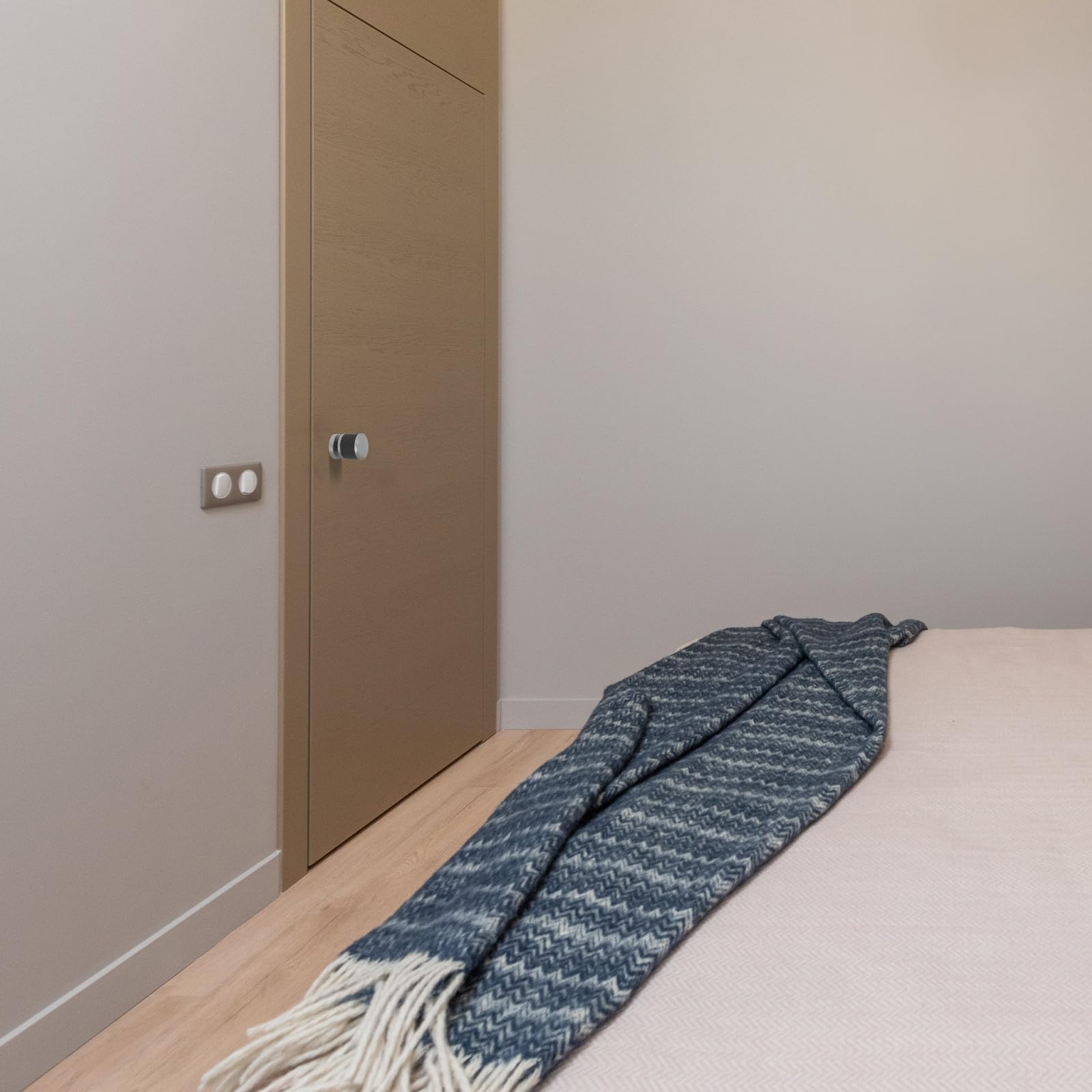 Manija de Bola y Cuero Cerrojo de Aleación de Aluminio Diseño Europeo Simple y Funcional Mejora la Seguridad y Protege para Puertas para Sala de Estar y Puertas de Baño