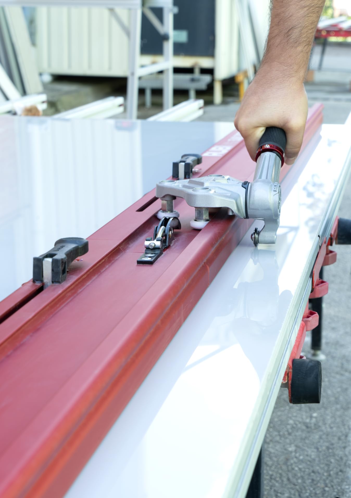 Rubi Slab Cutter G3 – Système de rail pour couper des carreaux de grand format