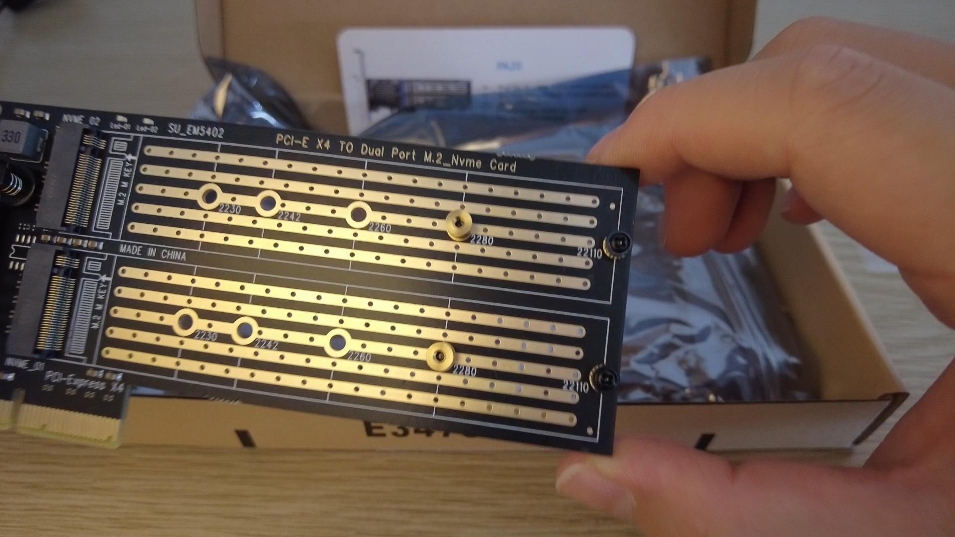 Adattatore PCIe 4 Porte M.2 NVMe GLOTRENDS - Supporto RAID, Biforcazione PCIe 3.0 X8