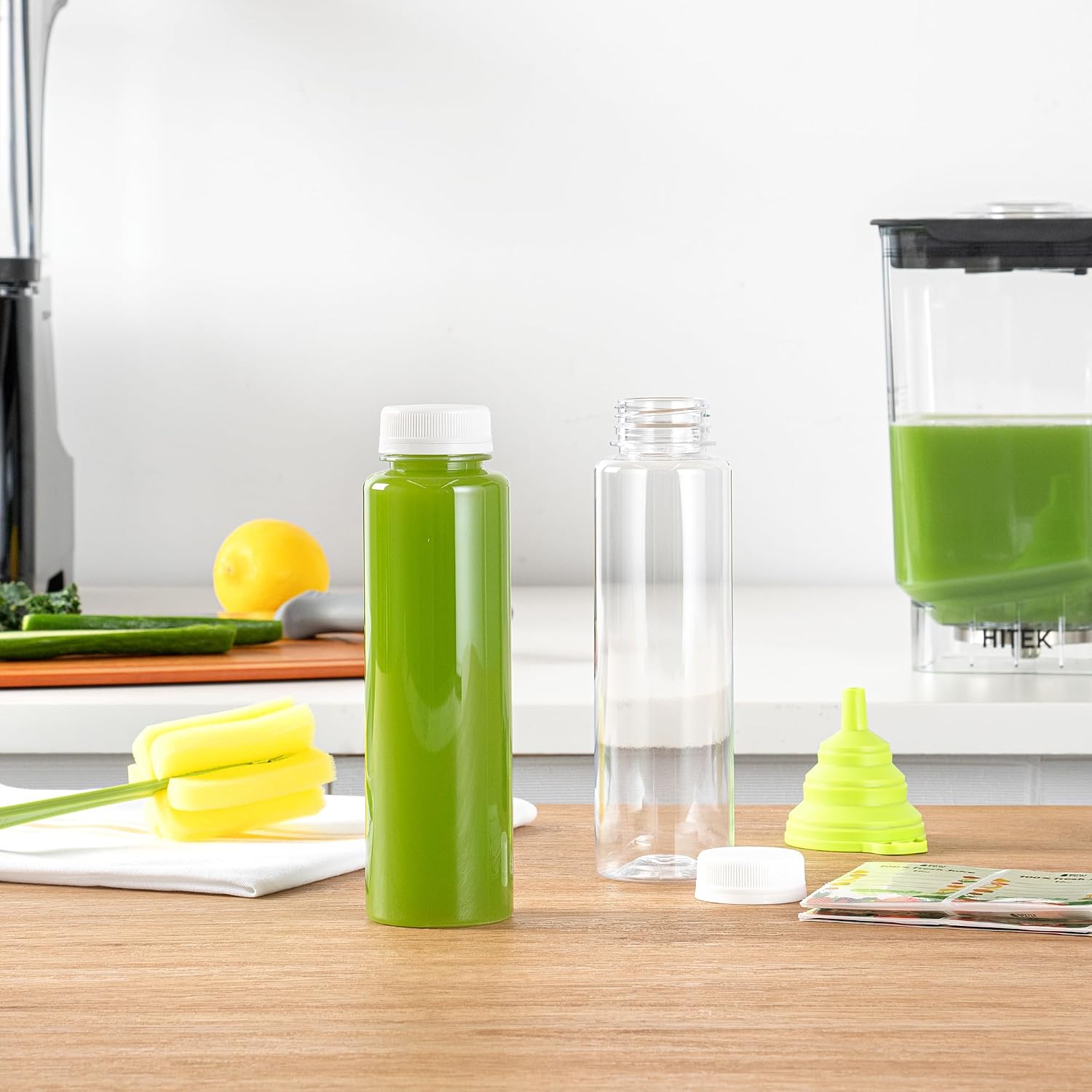Restaurantware 12 oz Round Clear Plastic Juice Bottles With Safety Caps