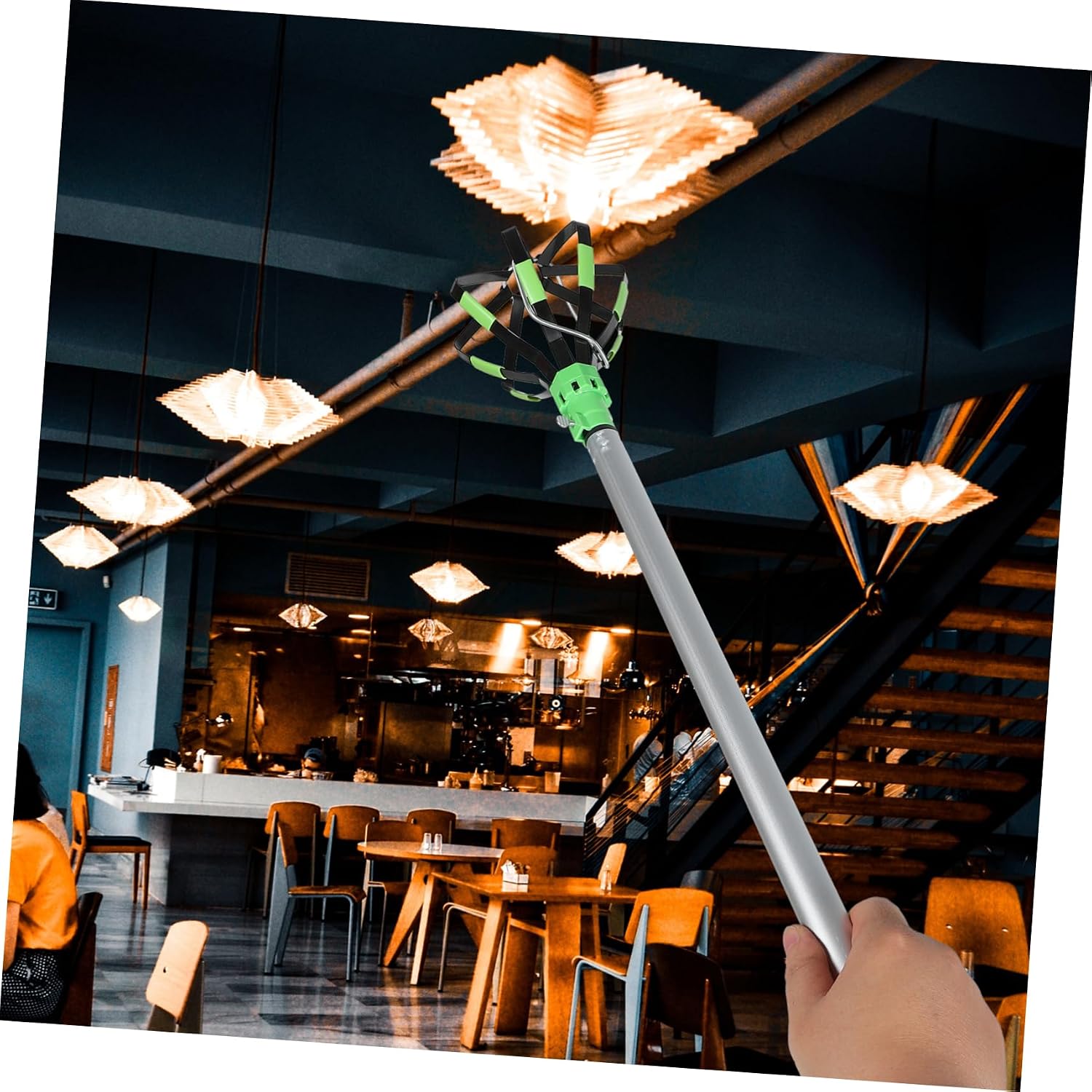 Gadpiparty 1Set Light Bulb Changer with Adjustable Pole High Reach Tool for Easy Removal of Ceiling Light Bulbs and Versatile Bulb Changer for Various Fixtures