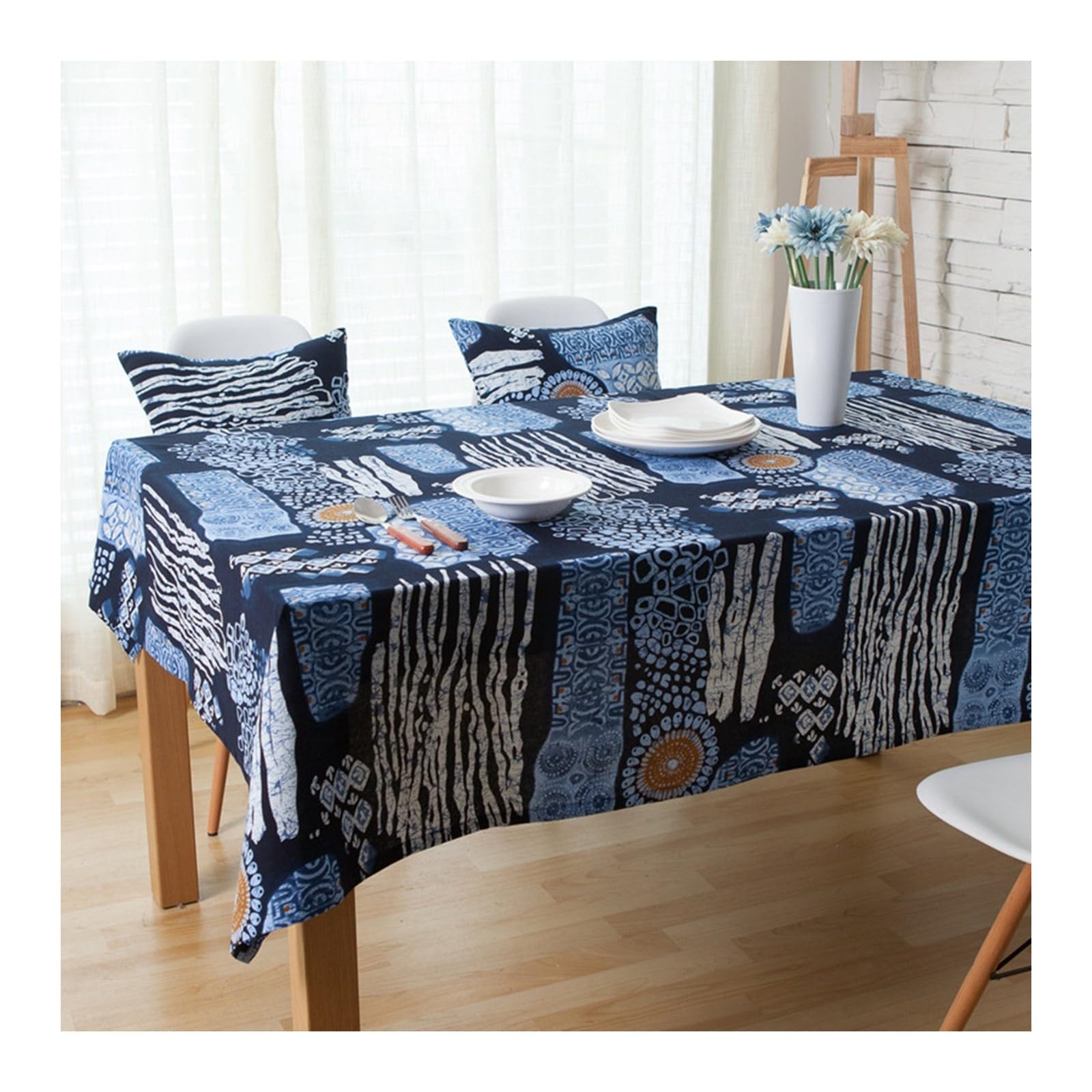 Nappe imprimé floral ethnique pour sublimer vos dîners d'été en terrasse